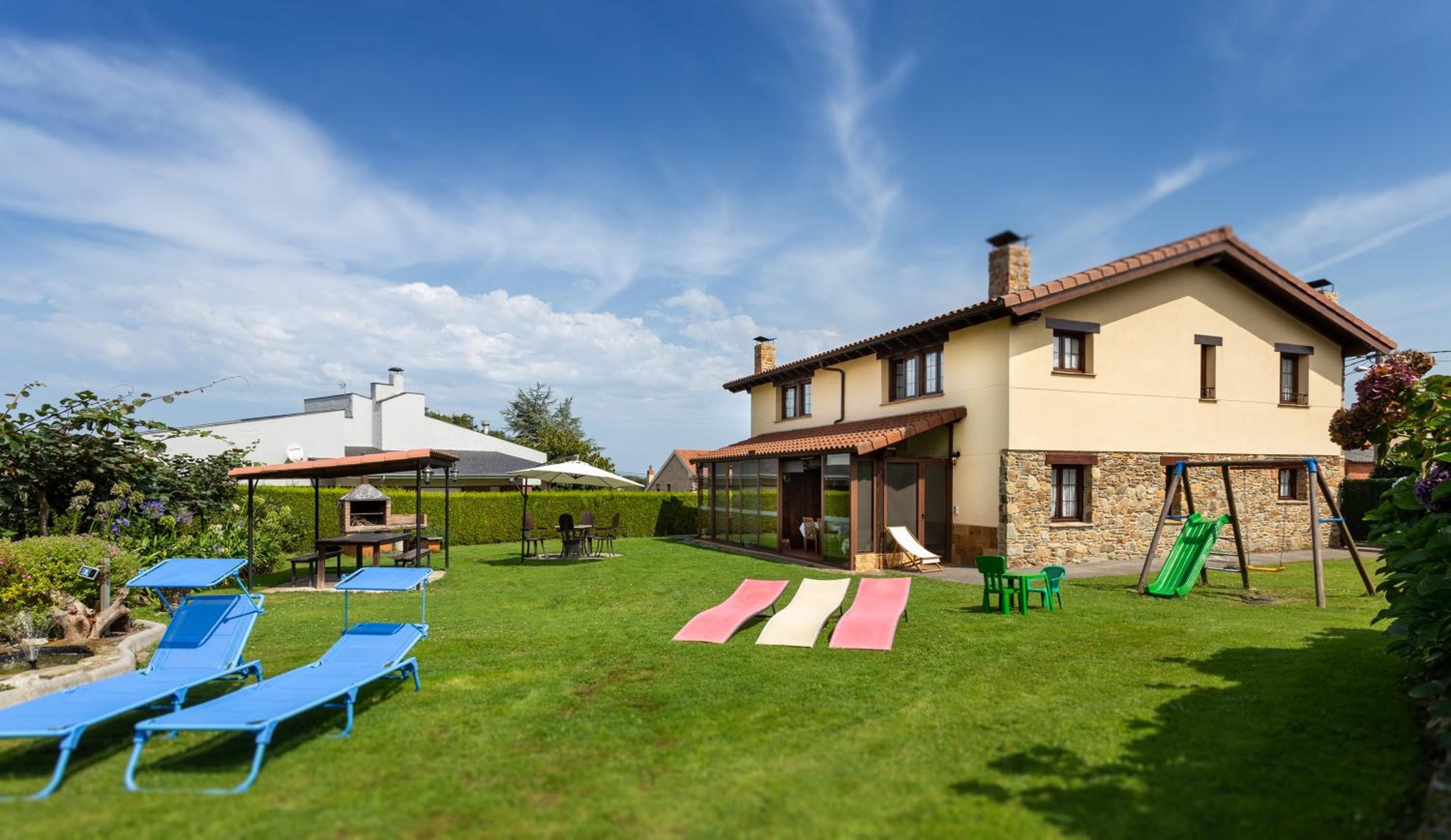 Apartamentos Rurales Villa del Sain Cudillero