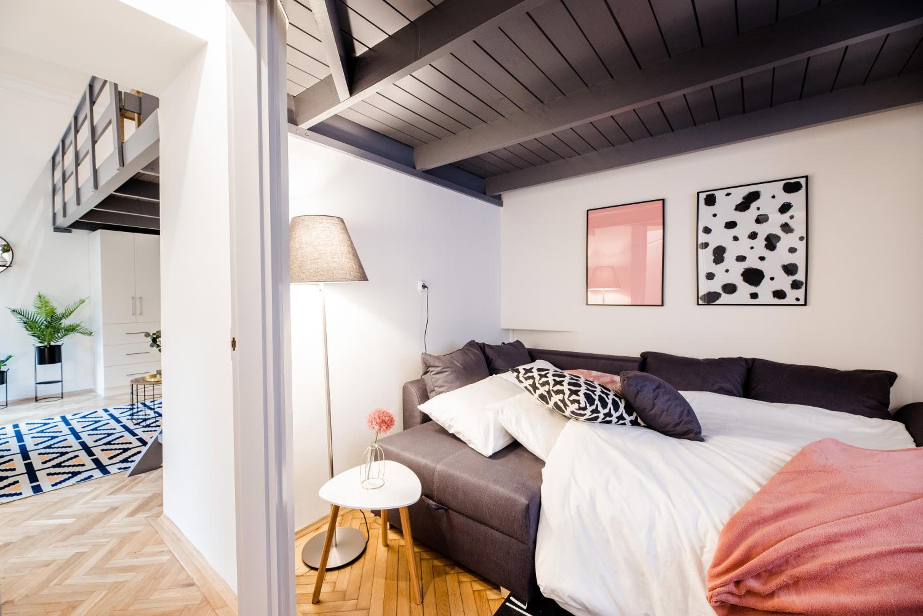 Rainbow Dream Apartment view 3