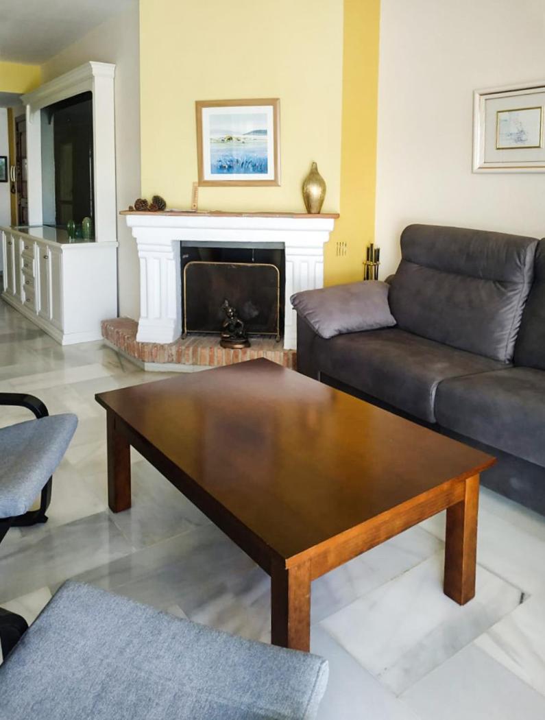 HomelyStay-Benalmadena, Puerto Marina photo 2