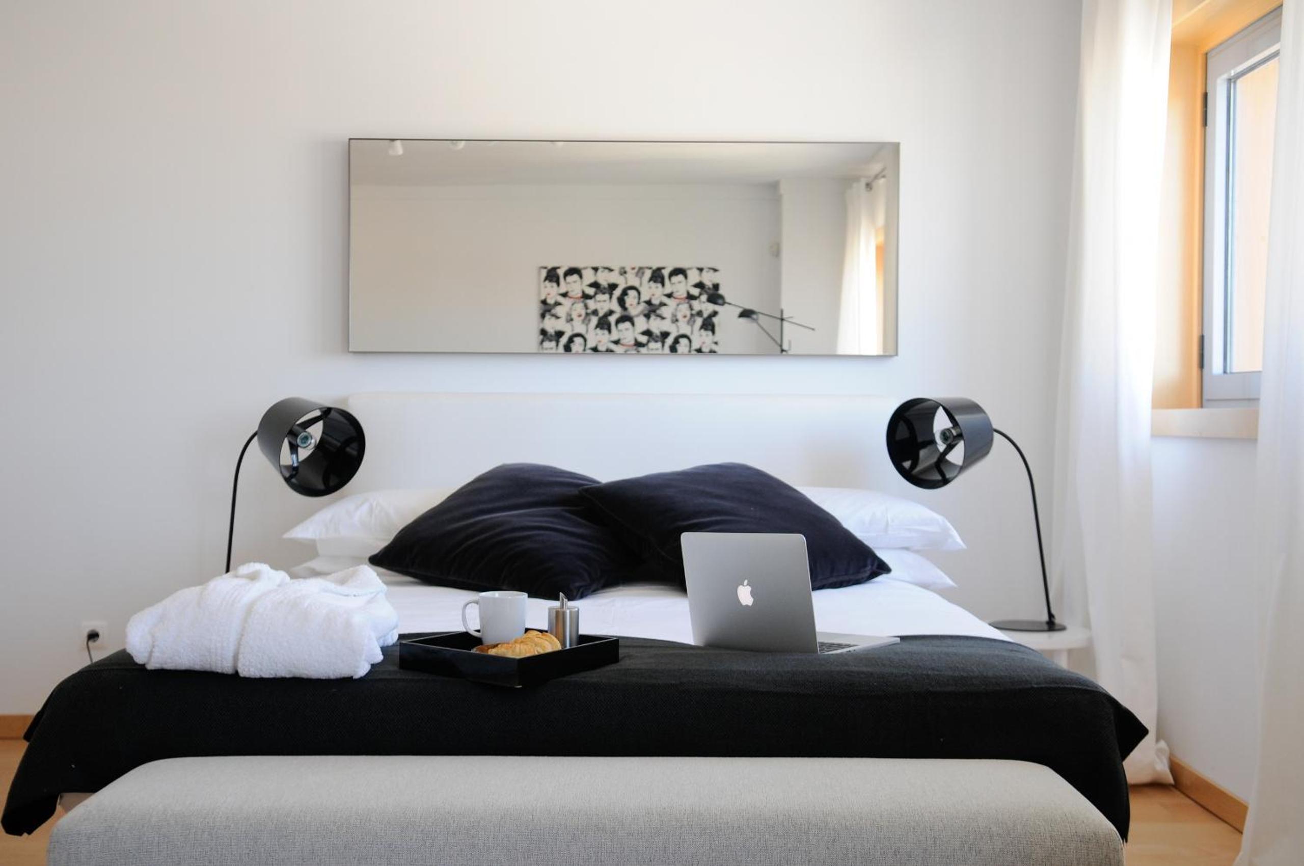 Panoramic Living