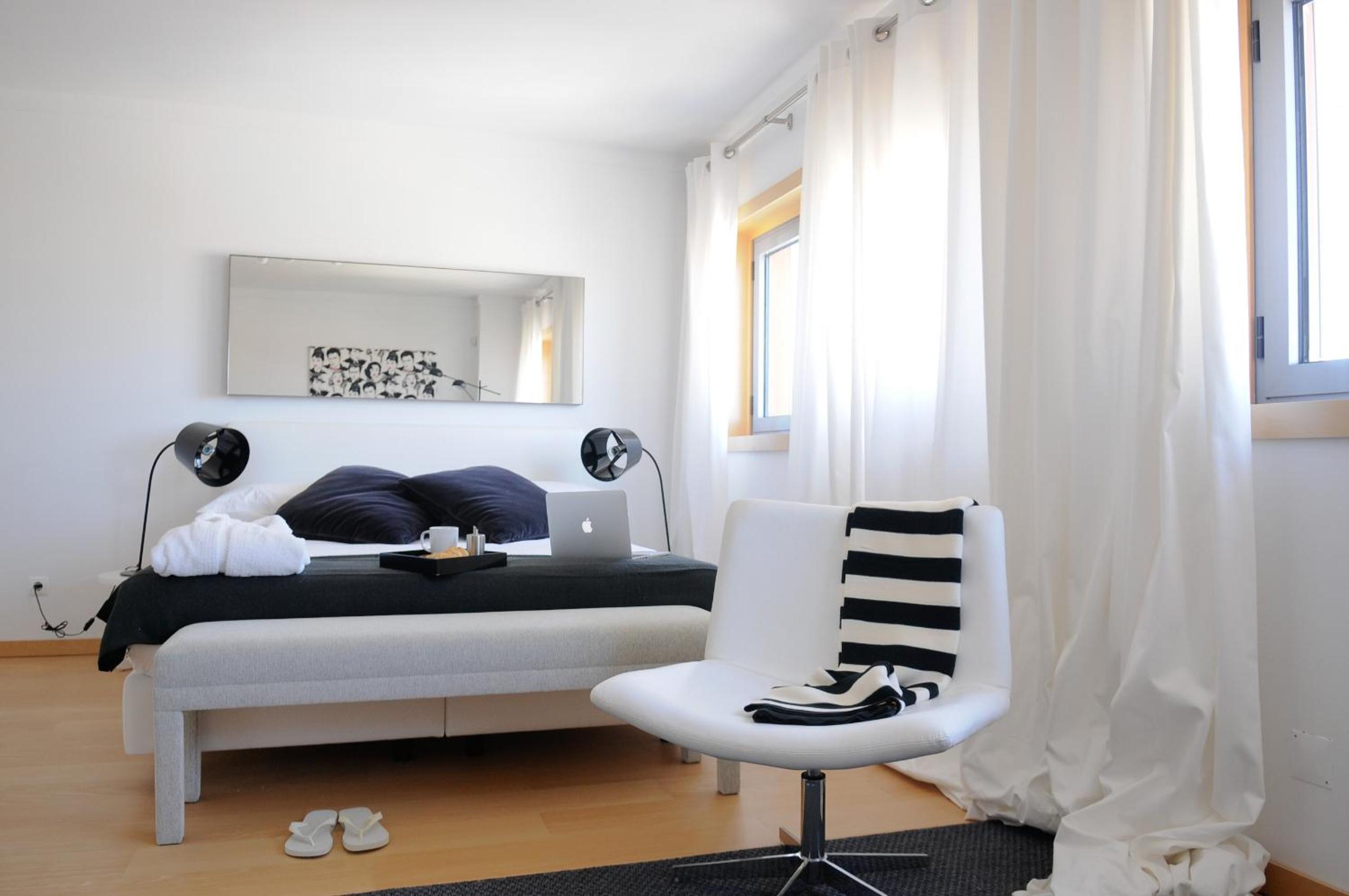 Panoramic Living