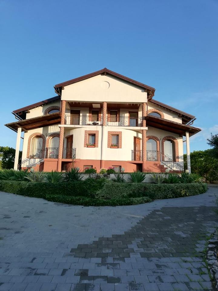 Casa Borza