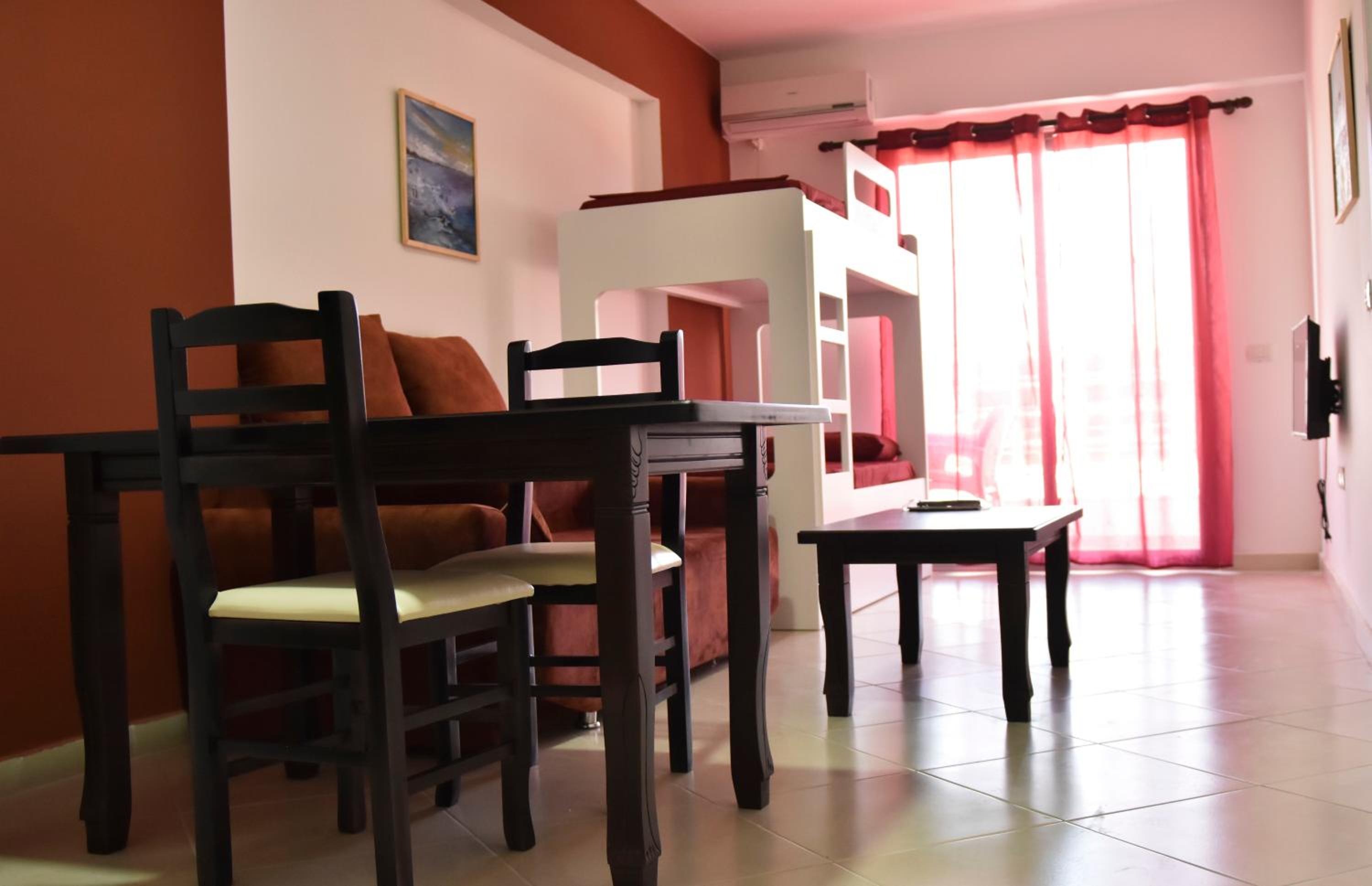 Apartamente Antoni Shengjin