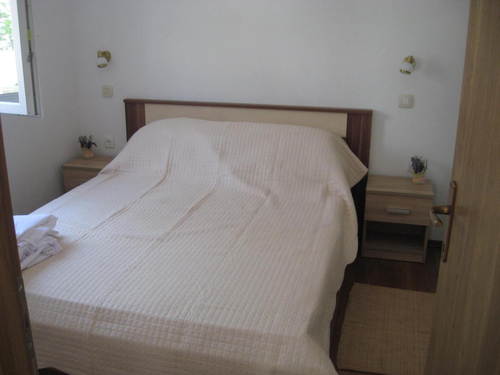 Photo 49