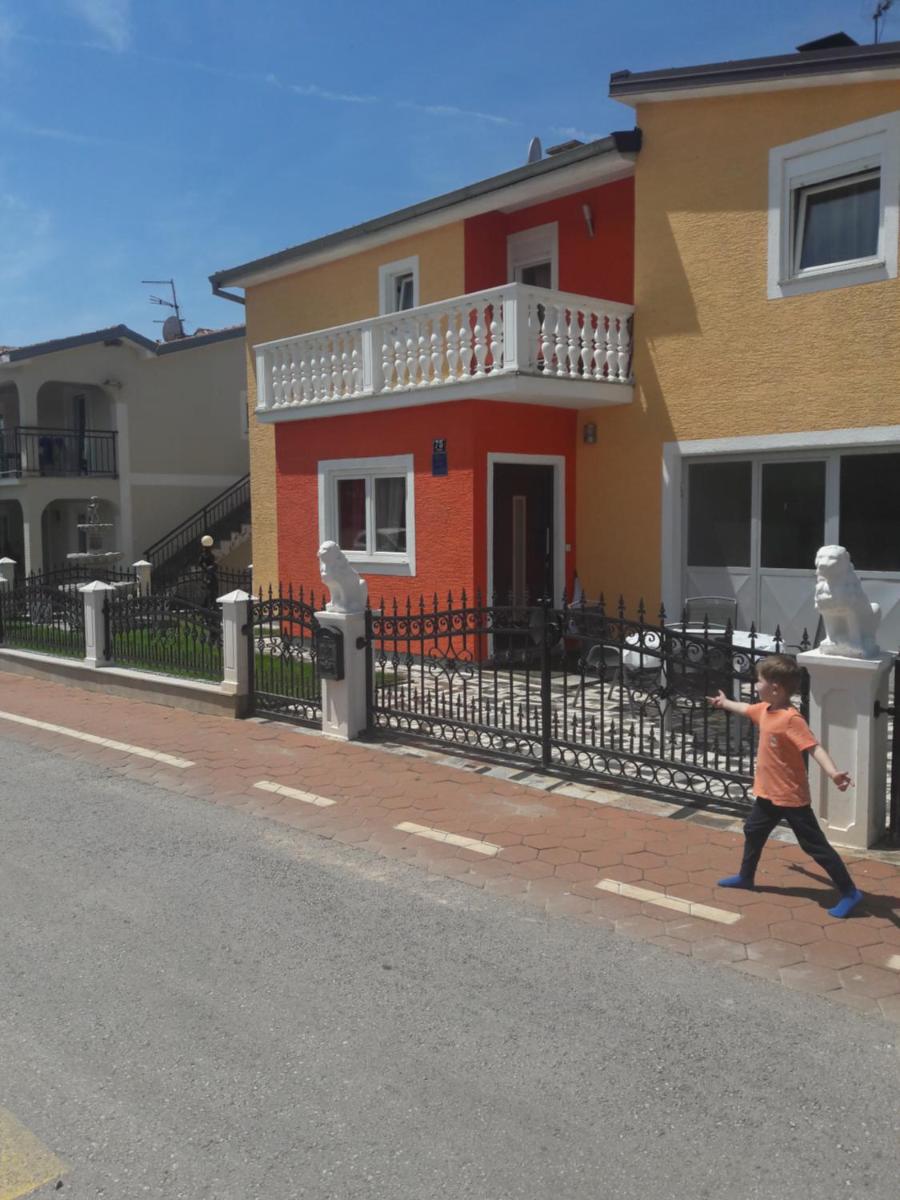 Radmani Apartments view 4