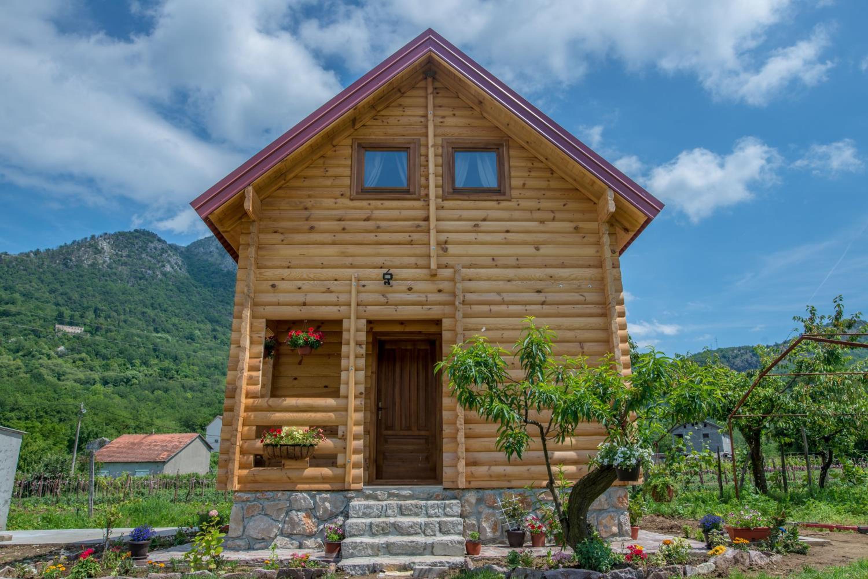Skadar Lake Apartments and Wooden Cabin view 2