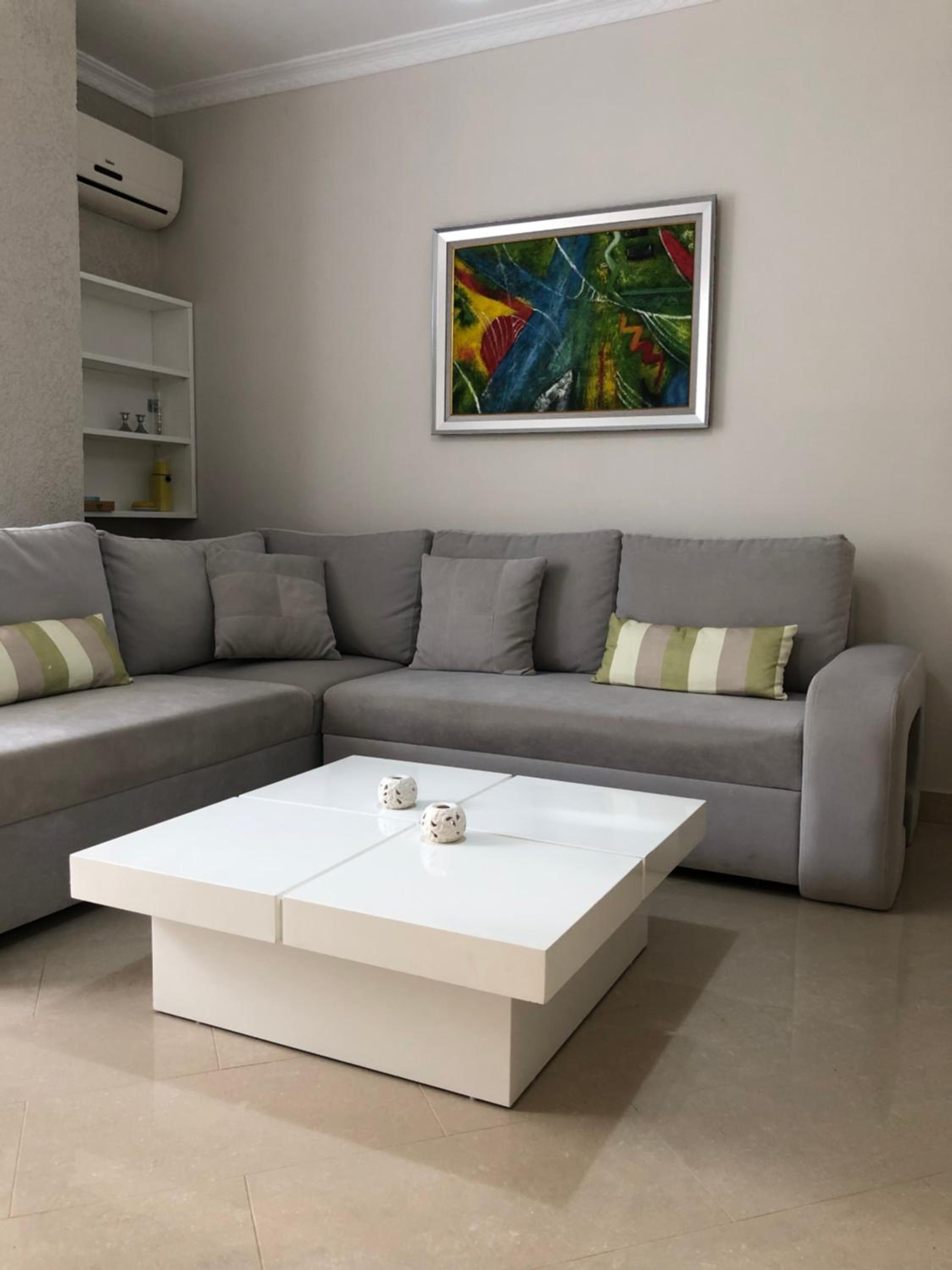 Mali i Robit Beachfront Apartment