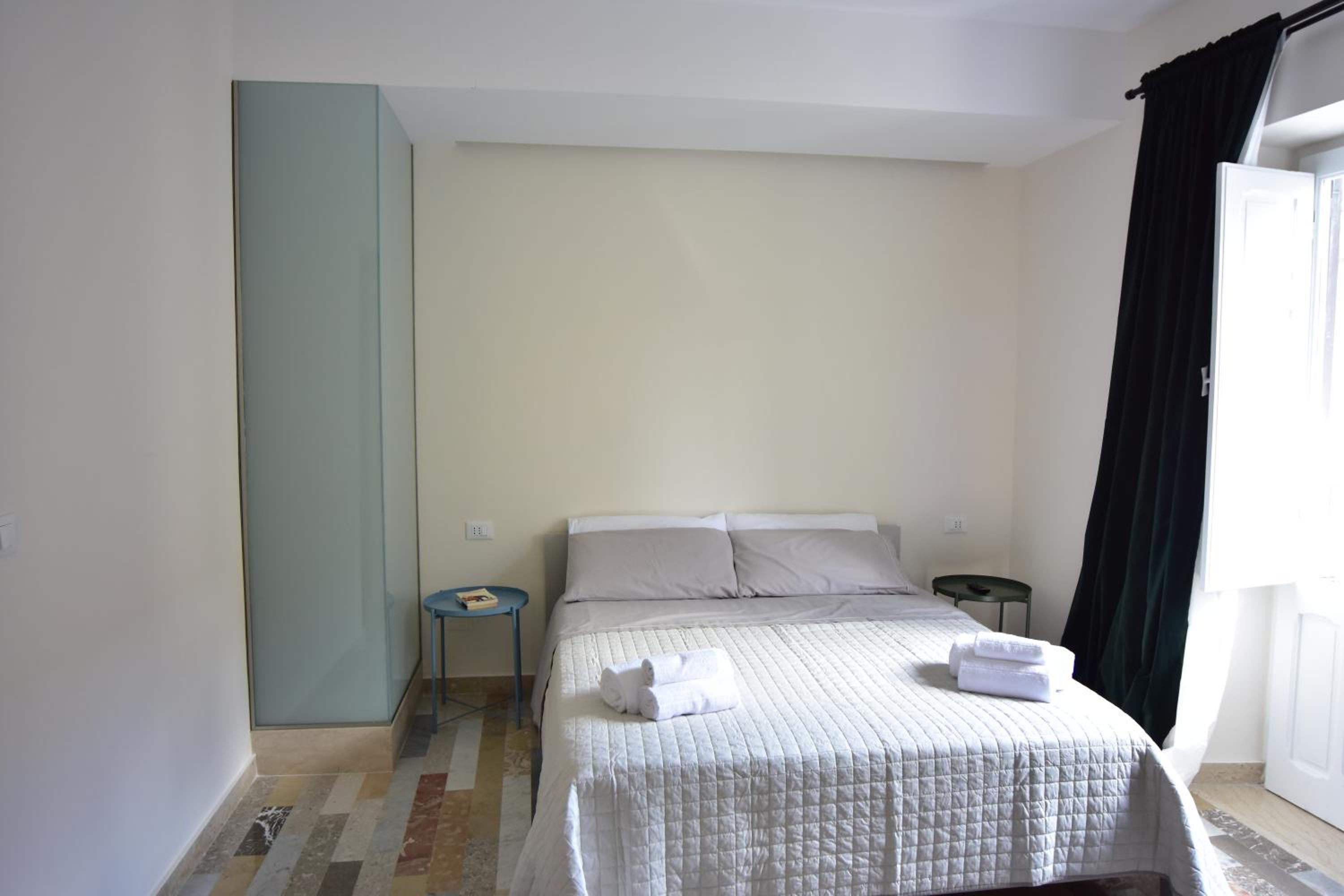Casa Tresca - Holiday Accommodations en Menfi — bedroom