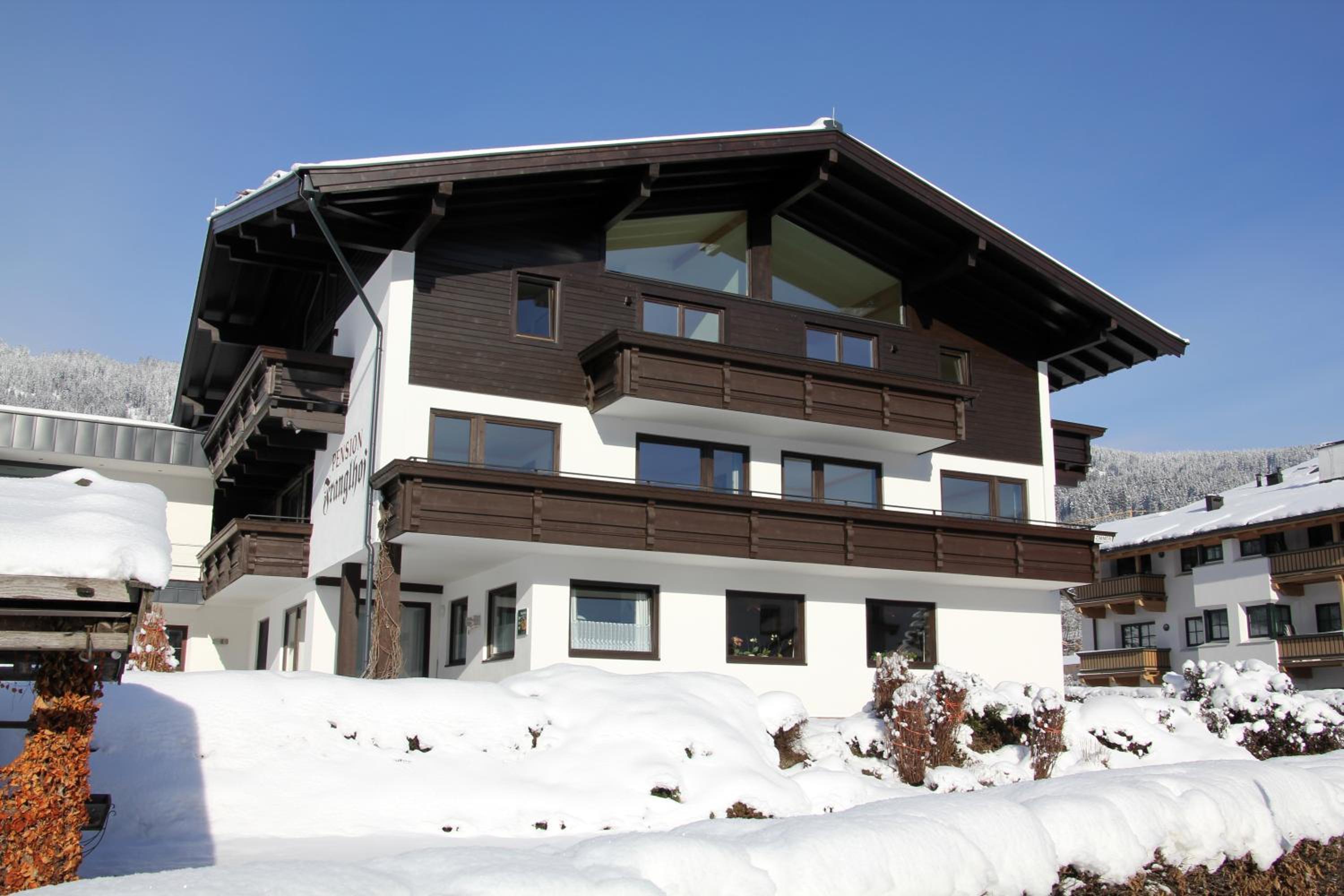 Photo 10
