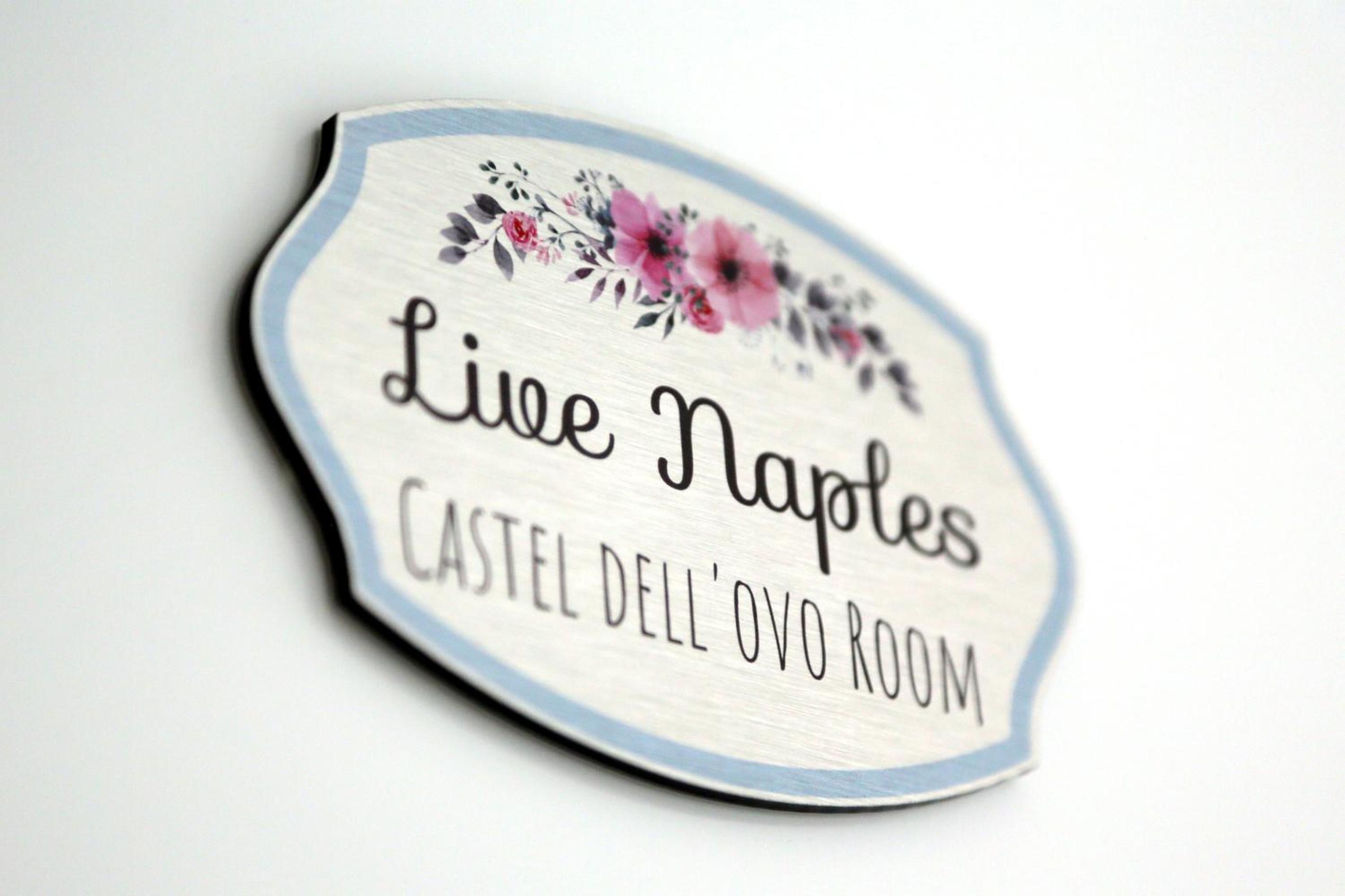 Live Naples