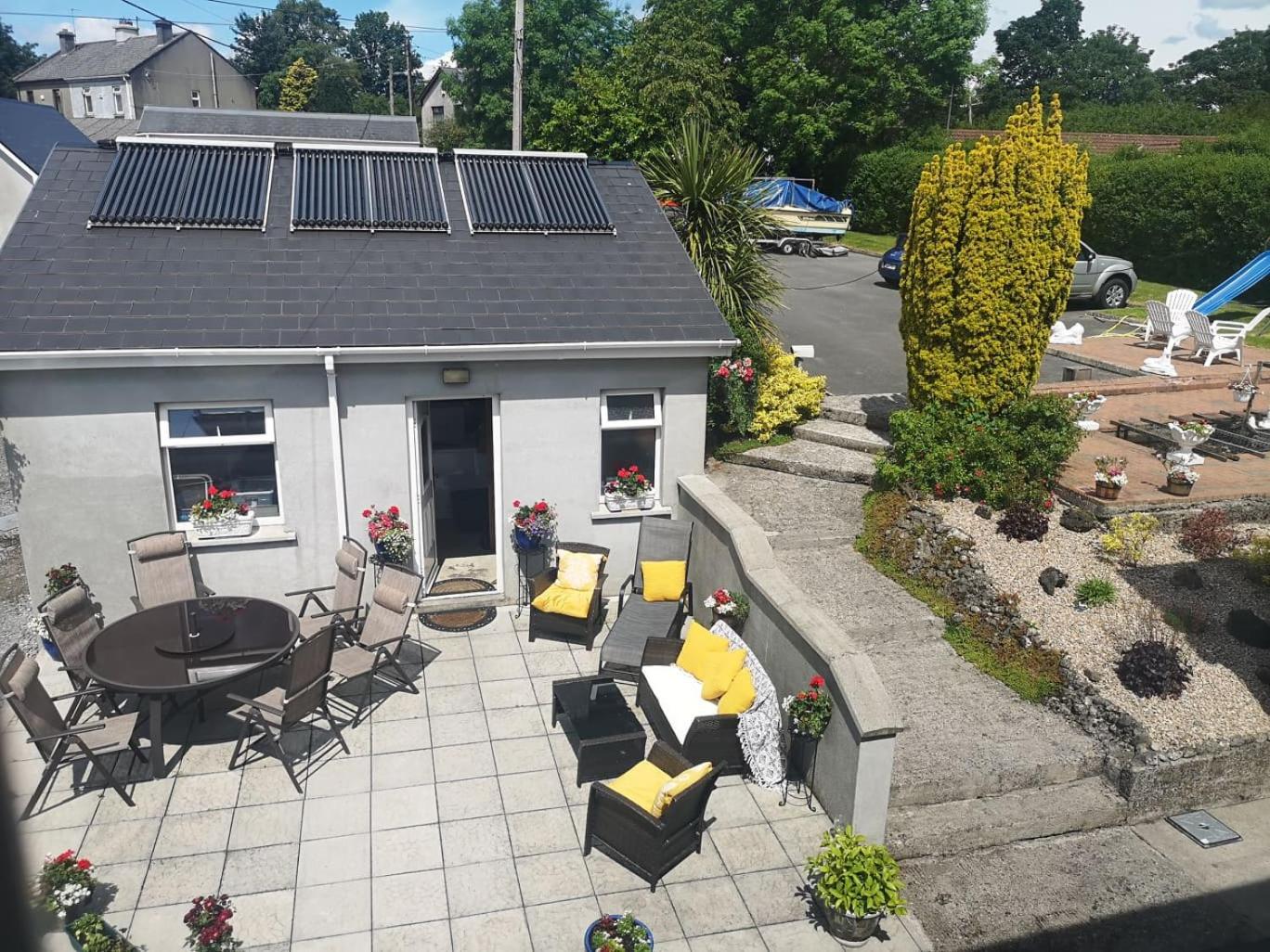 Shannonside House N37HF67 view 4