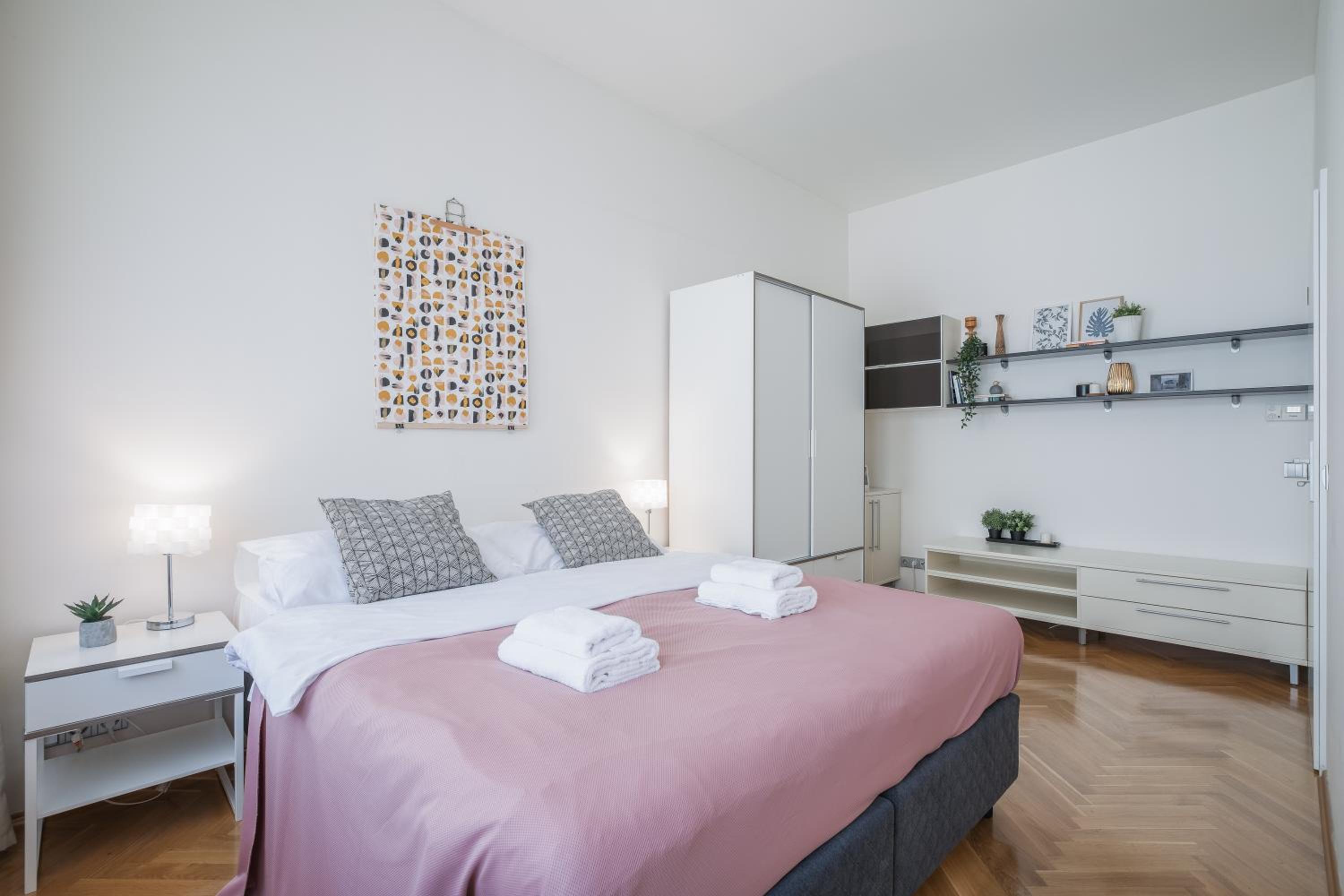Art Apartments Prague II