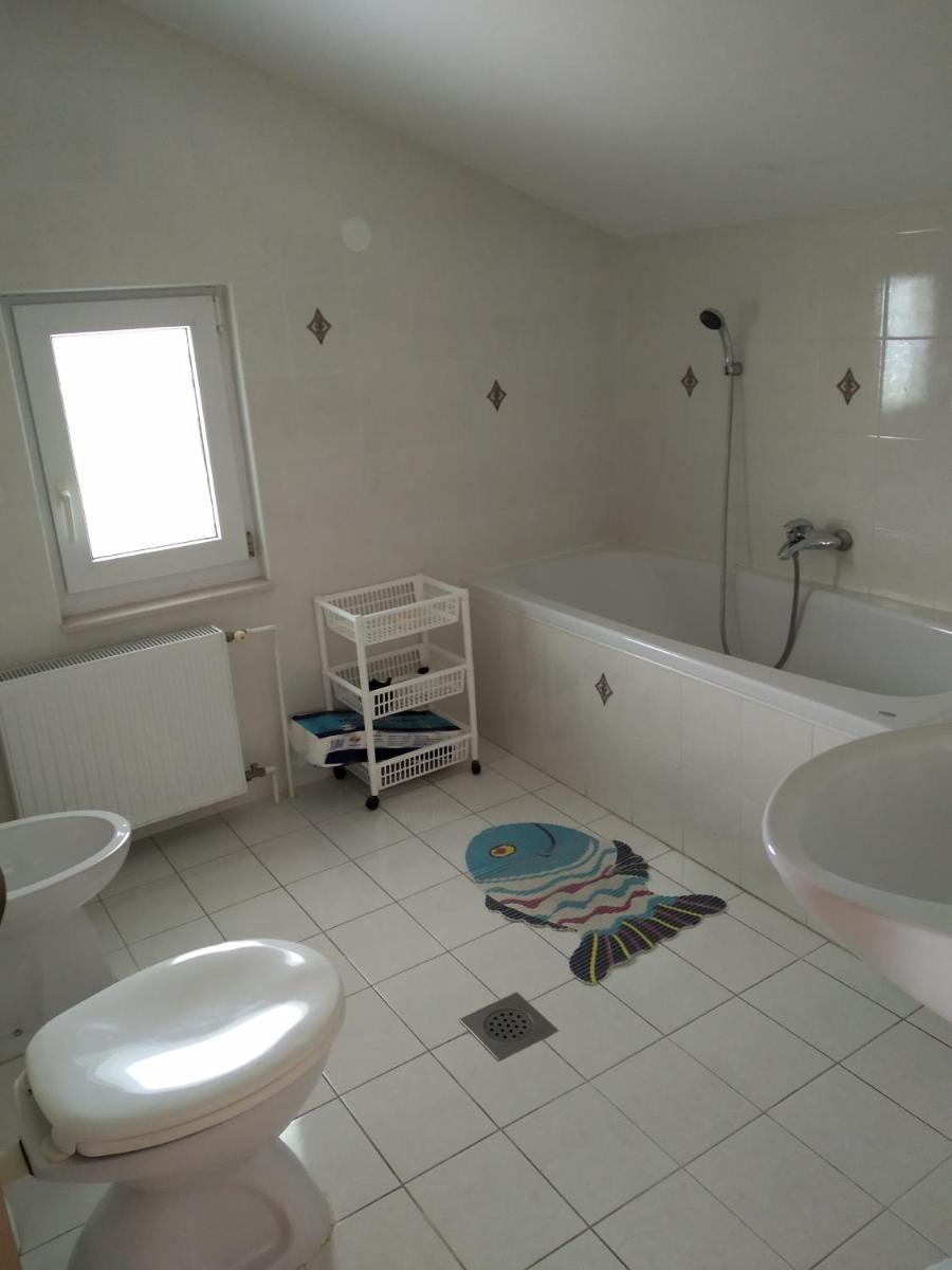 Photo 38