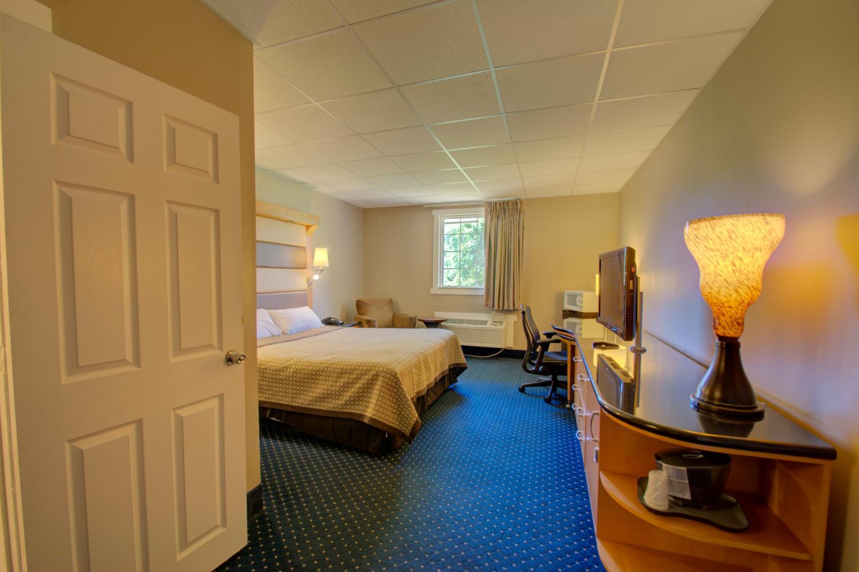 Annapolis Vacations - Village Inn - Property Image 19