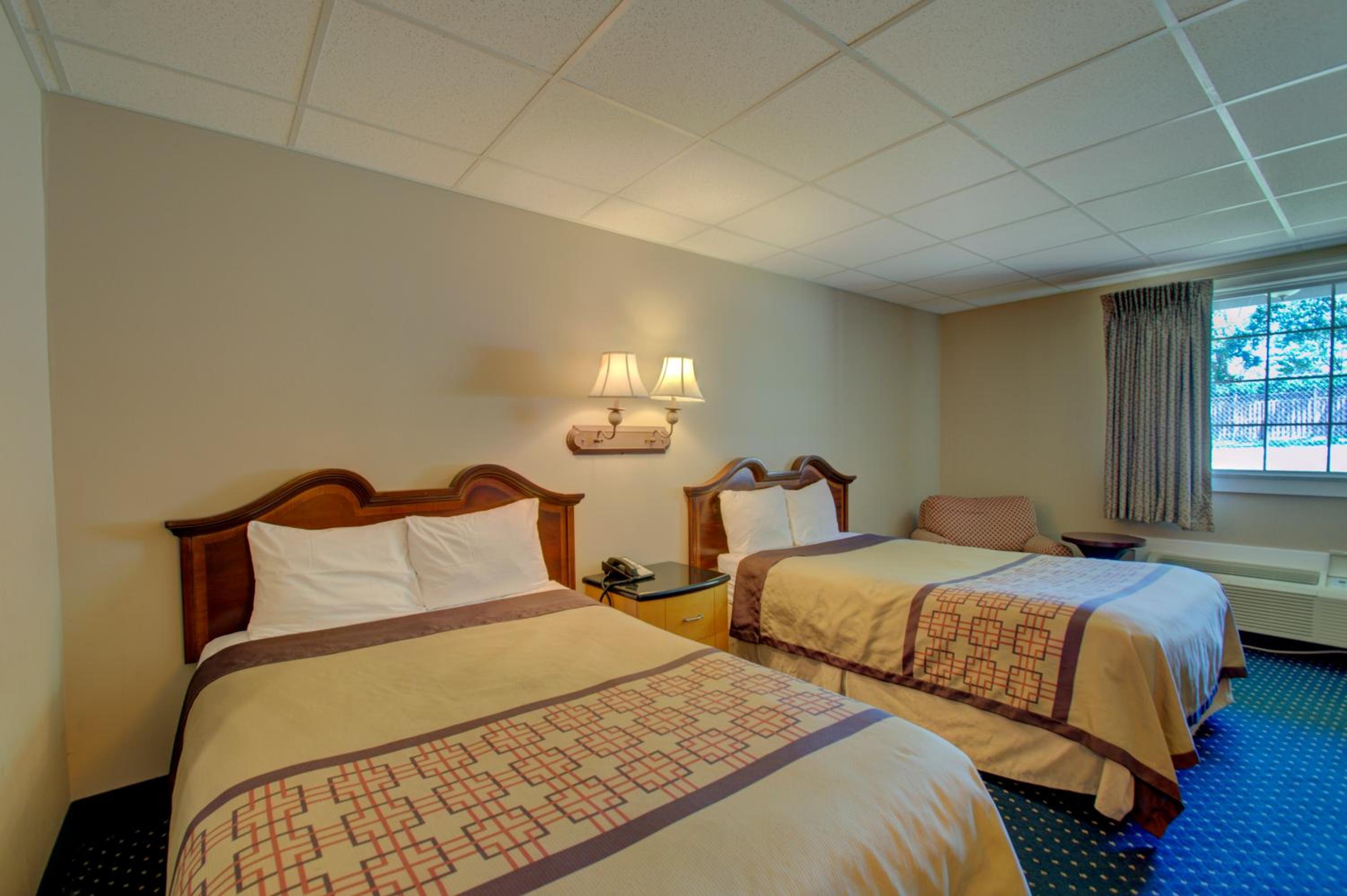 Annapolis Vacations - Village Inn - Property Image 25