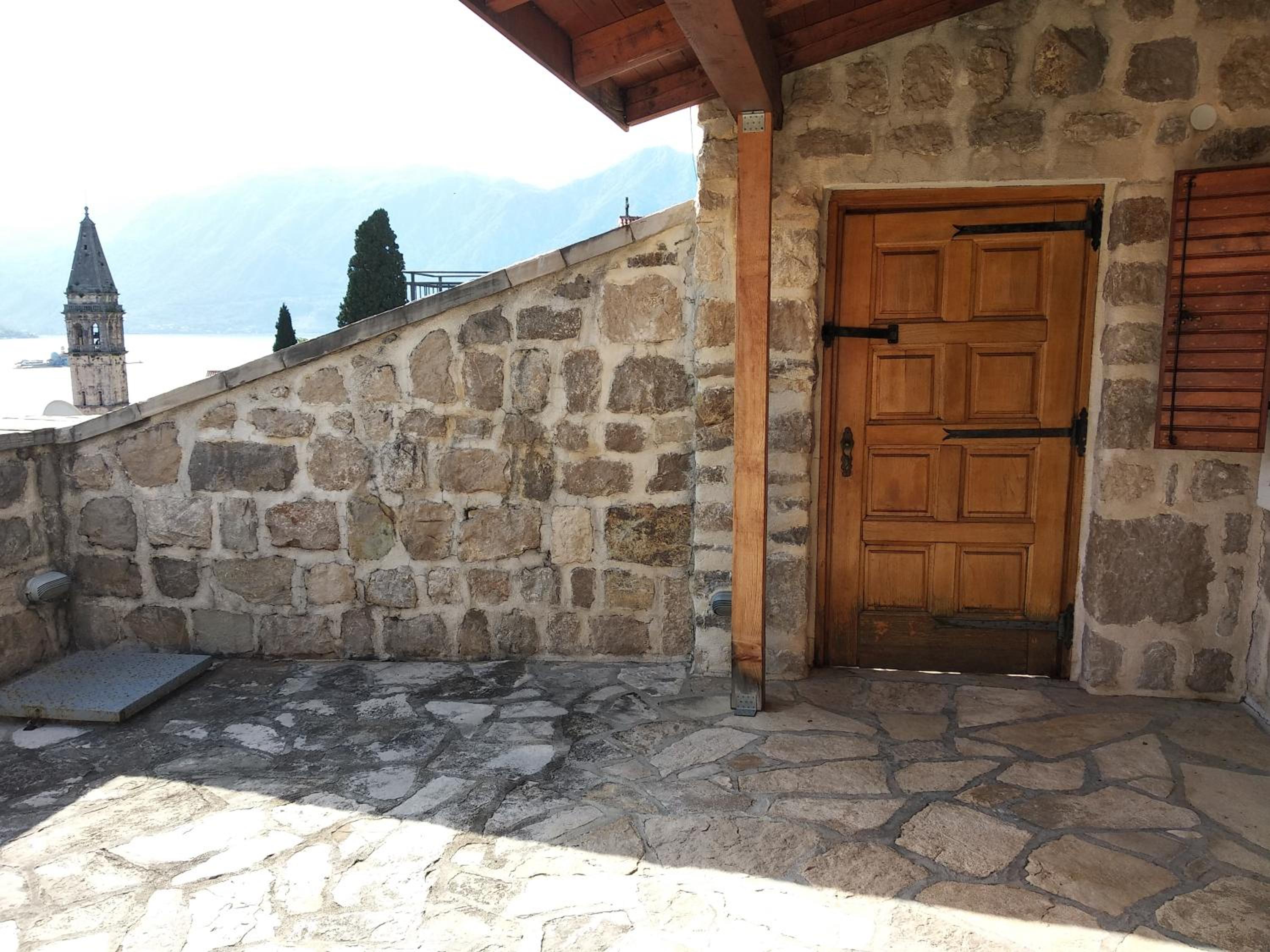 Old House Perast view 4
