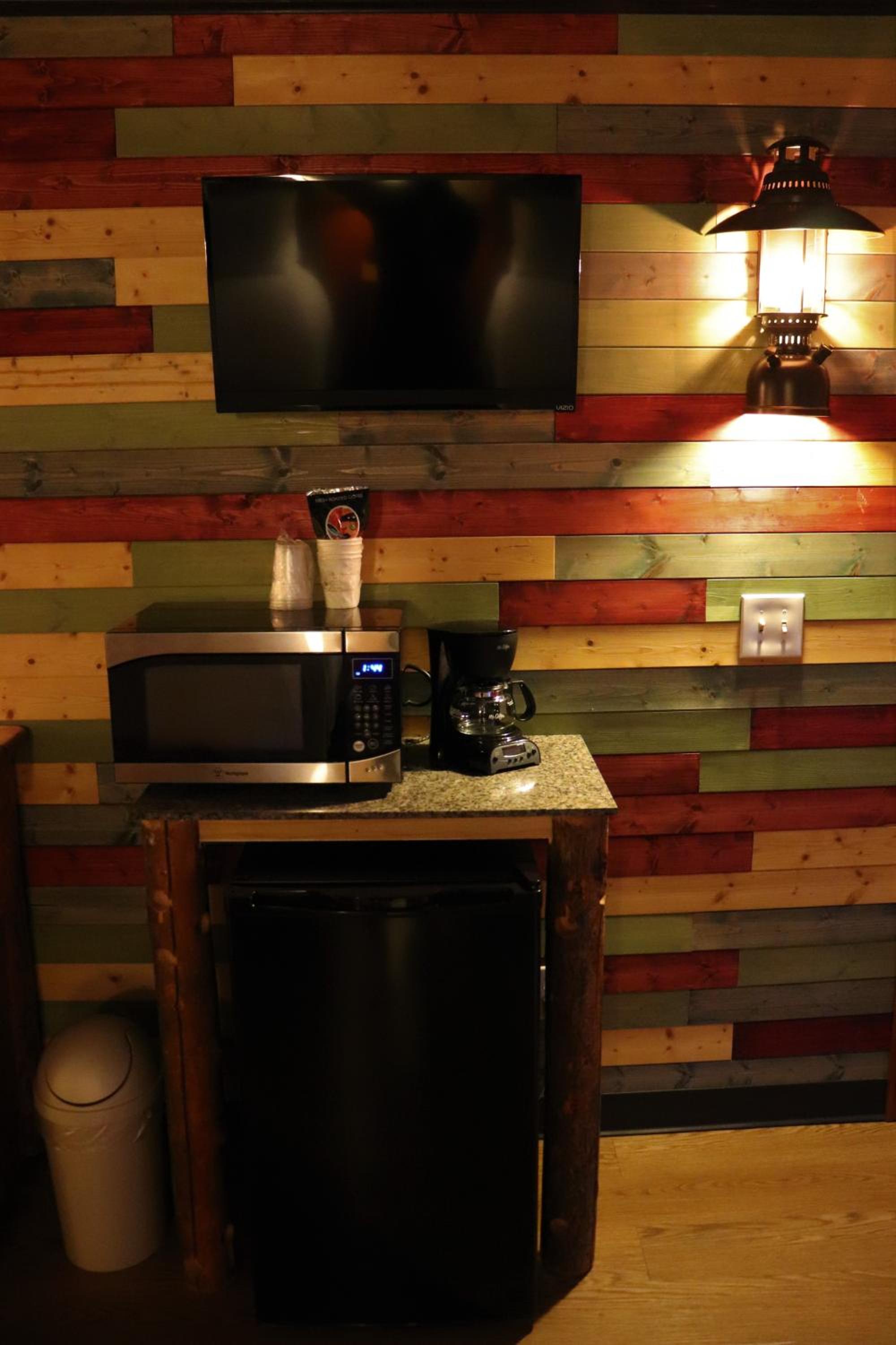 Lone Fir Resort