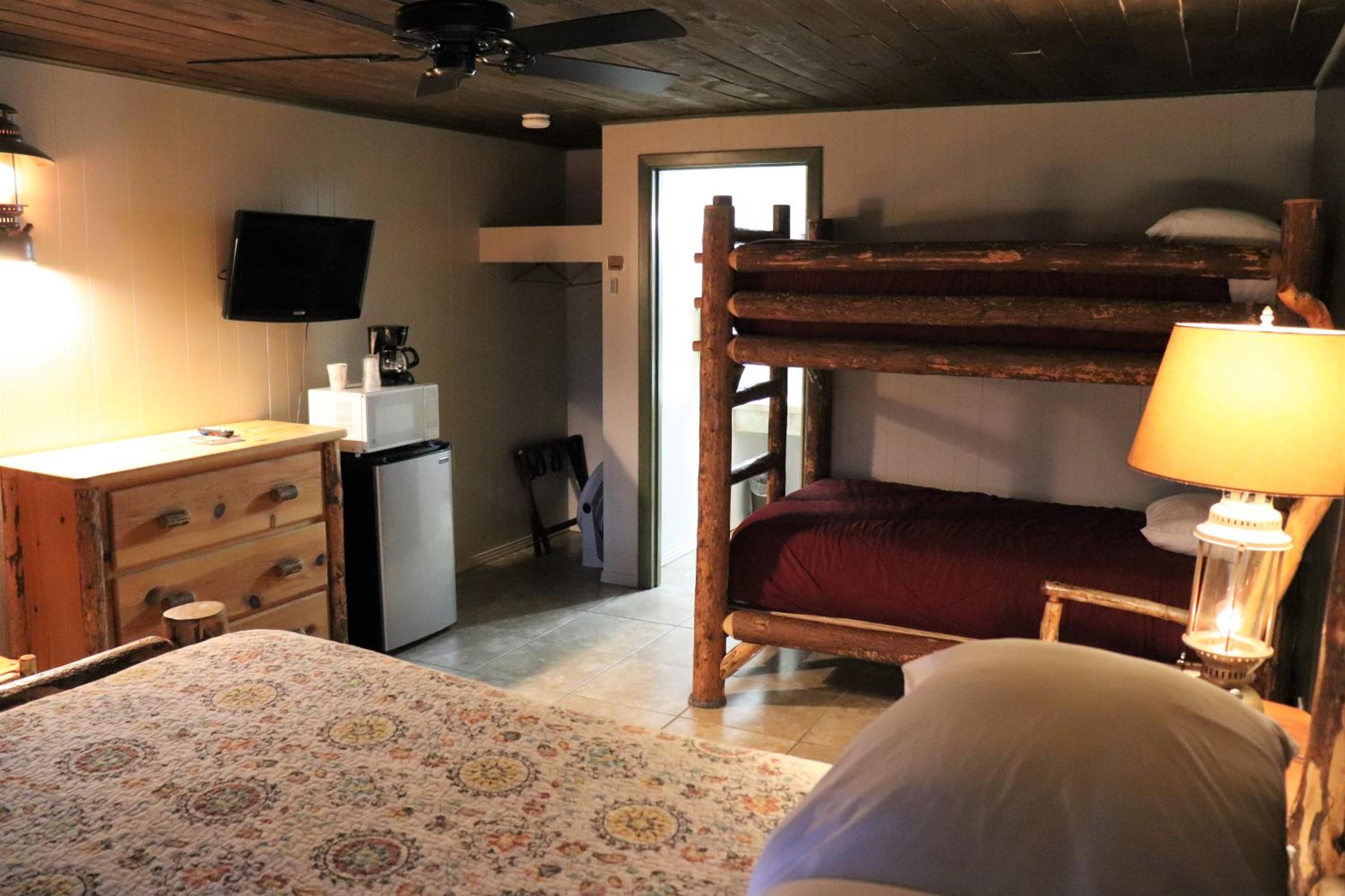 Lone Fir Resort