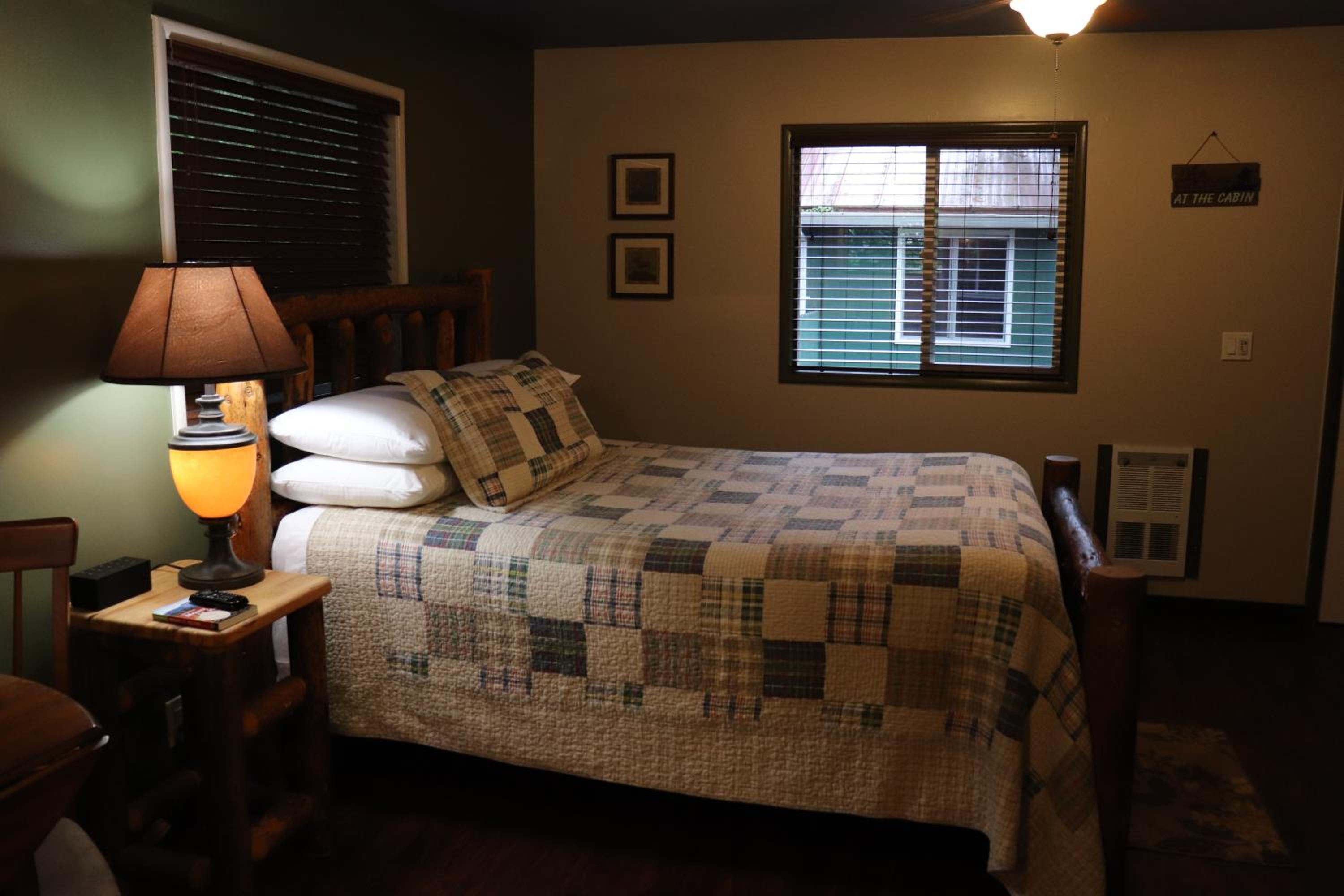 Lone Fir Resort
