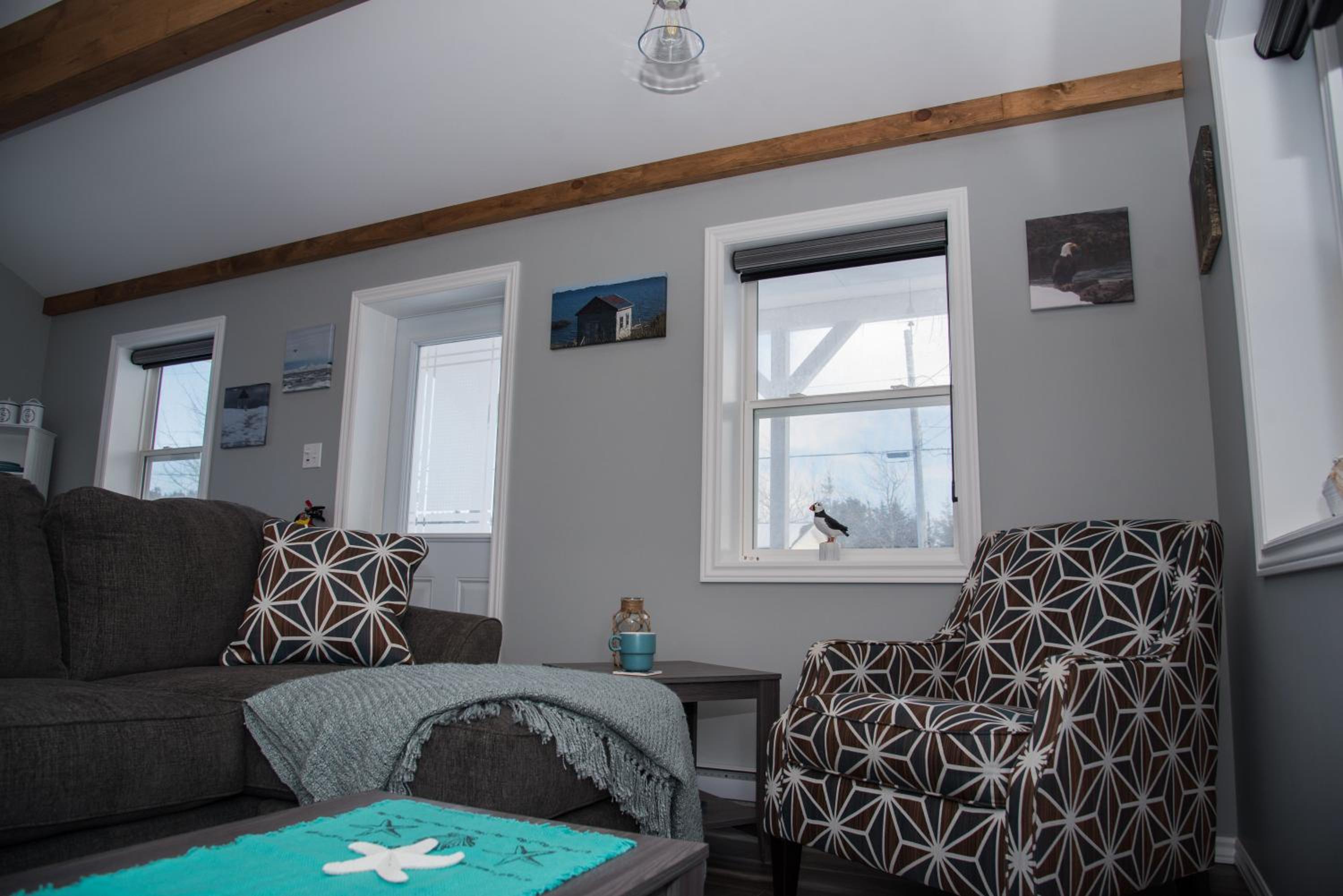 Family Ties Vacation Home - Greenham House