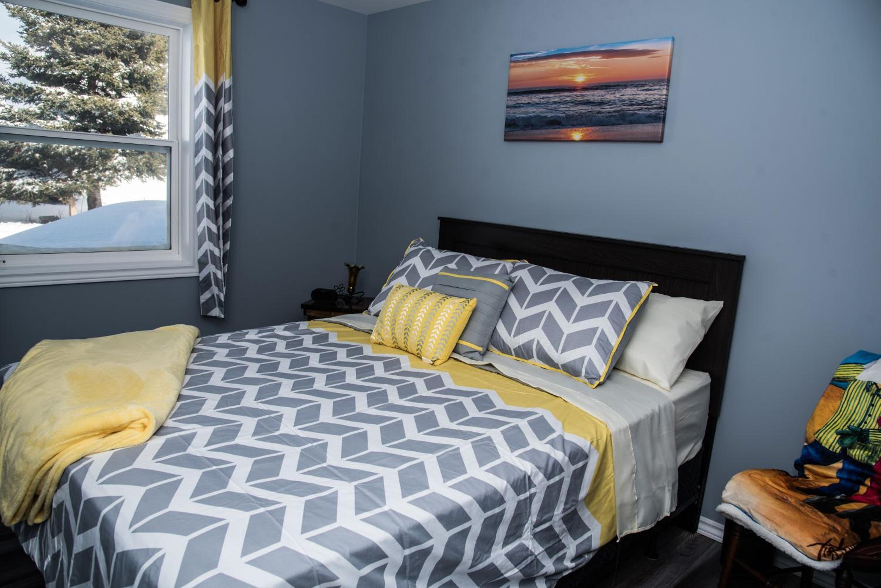 Family Ties Vacation Home - Greenham House