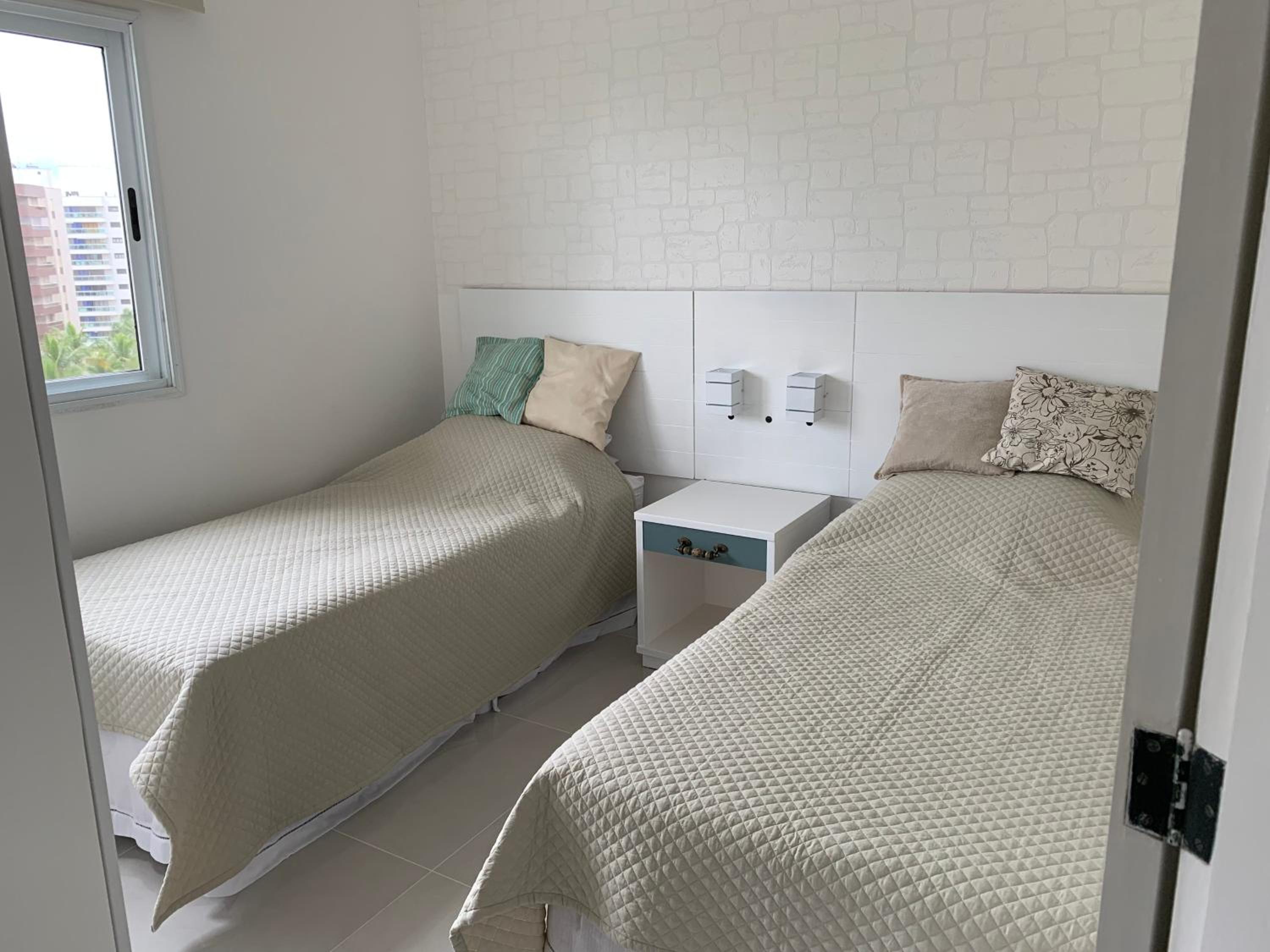 Flat lindo a 120 metros da praia de Riviera de São Lourenço até 4 pessoas view 5