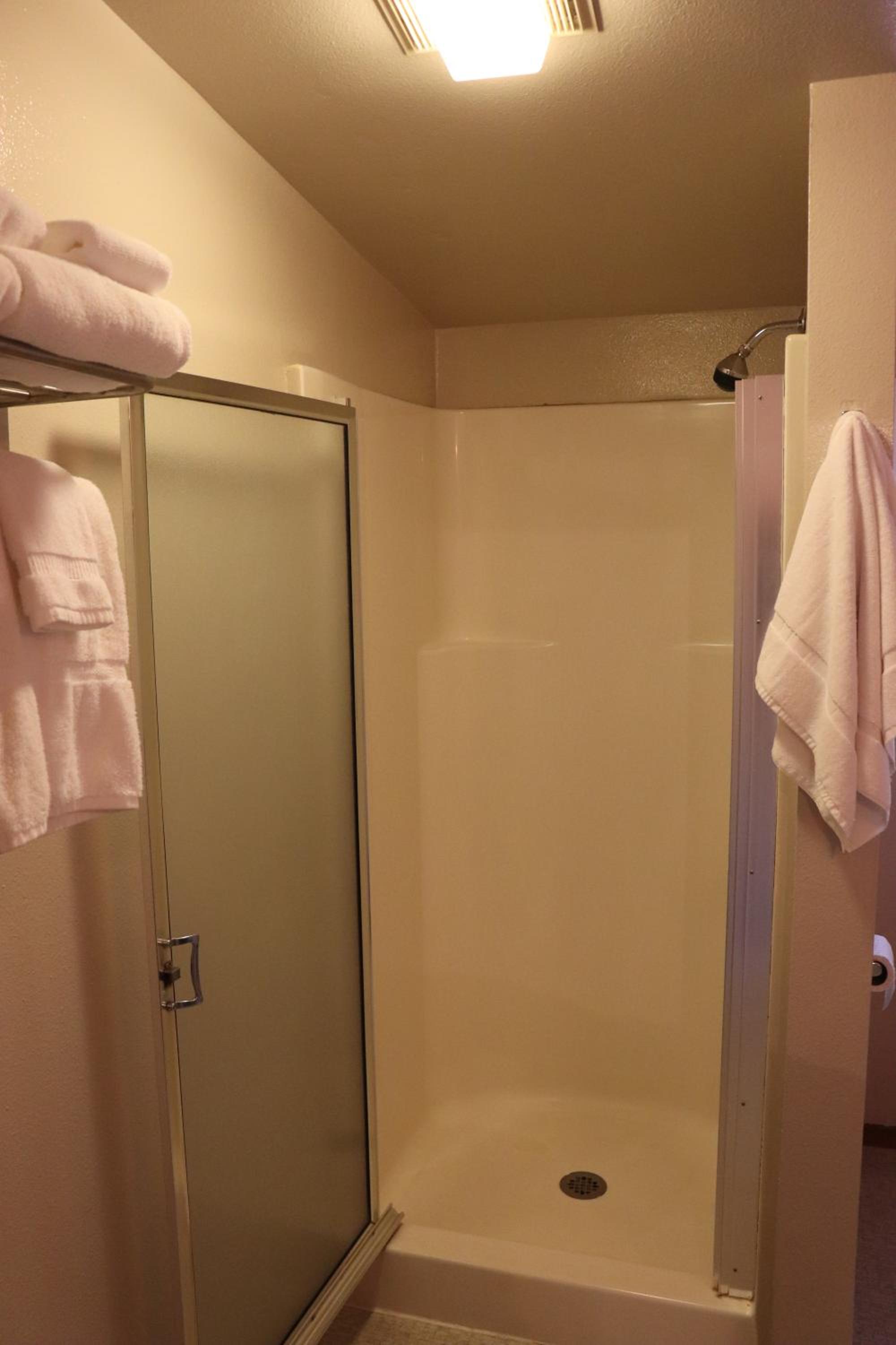 Lone Fir Resort
