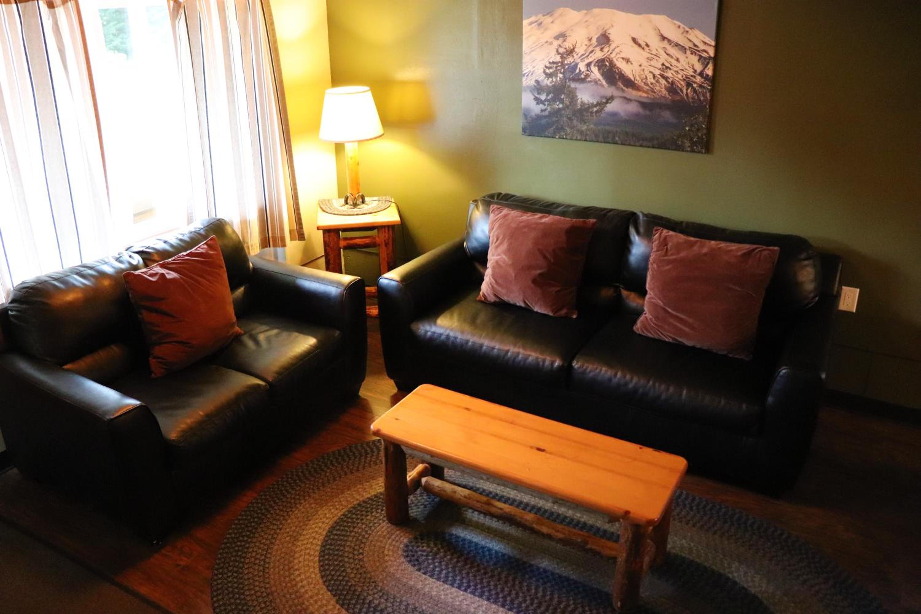 Lone Fir Resort