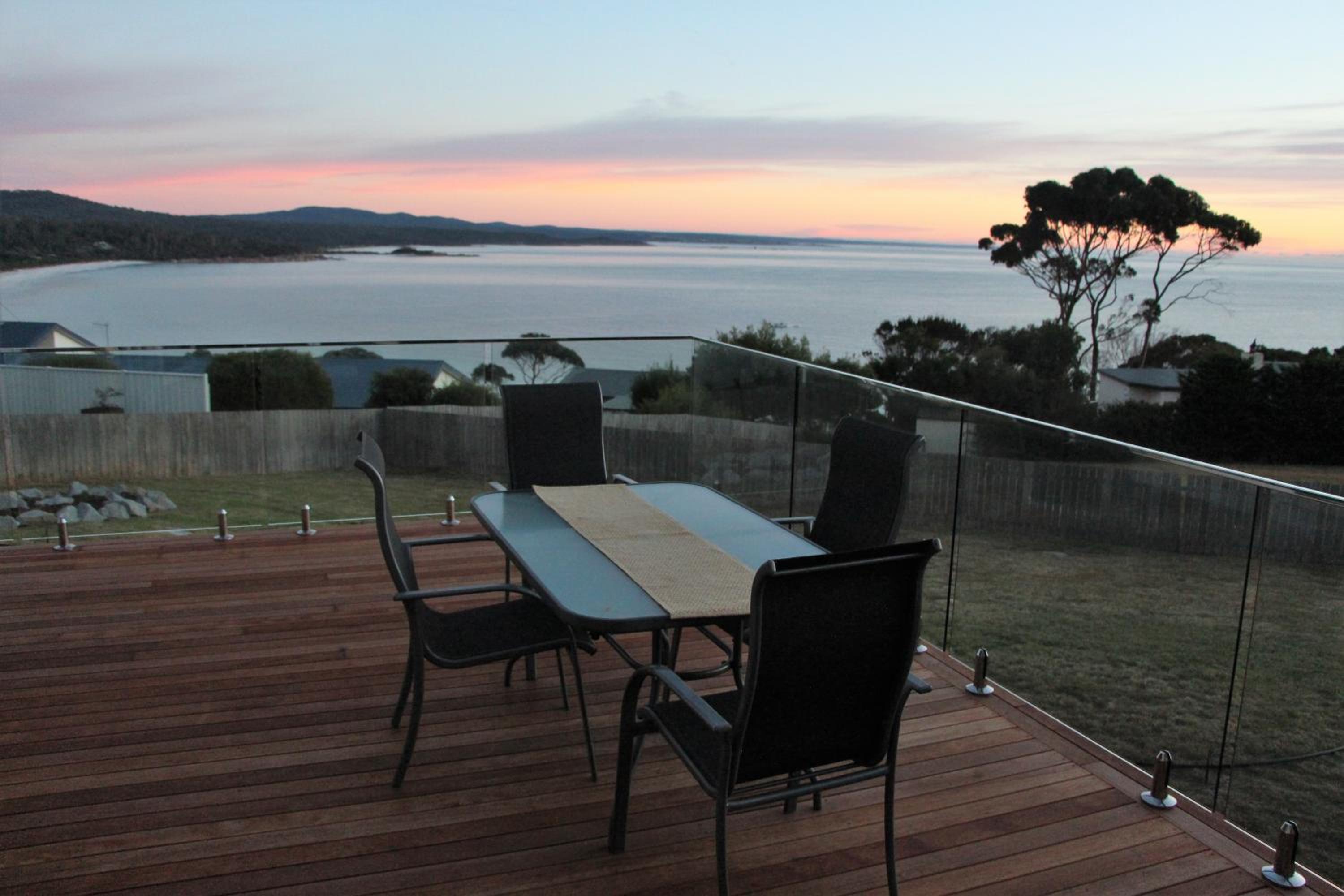 Birubi on Bay of Fires view 2