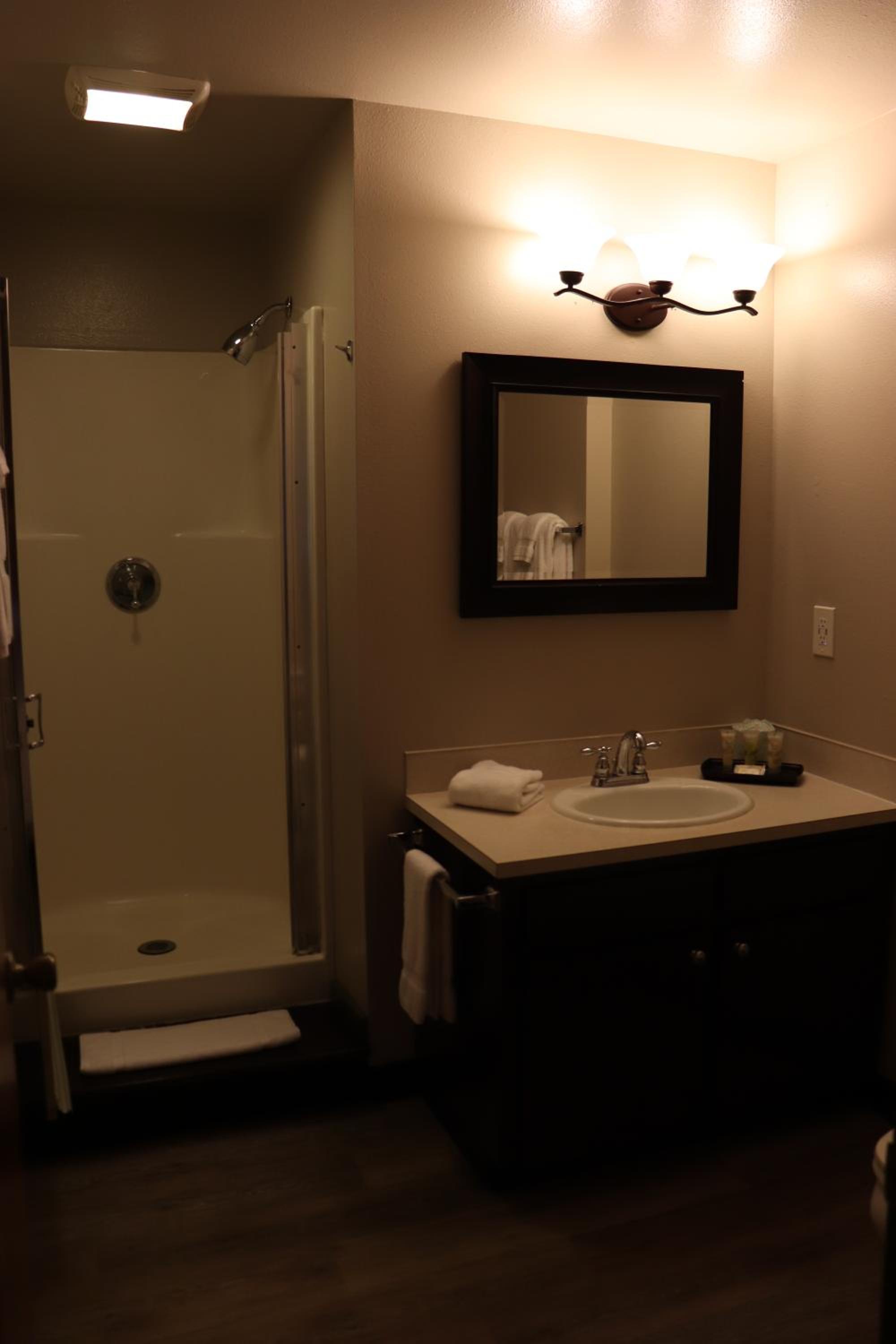 Lone Fir Resort