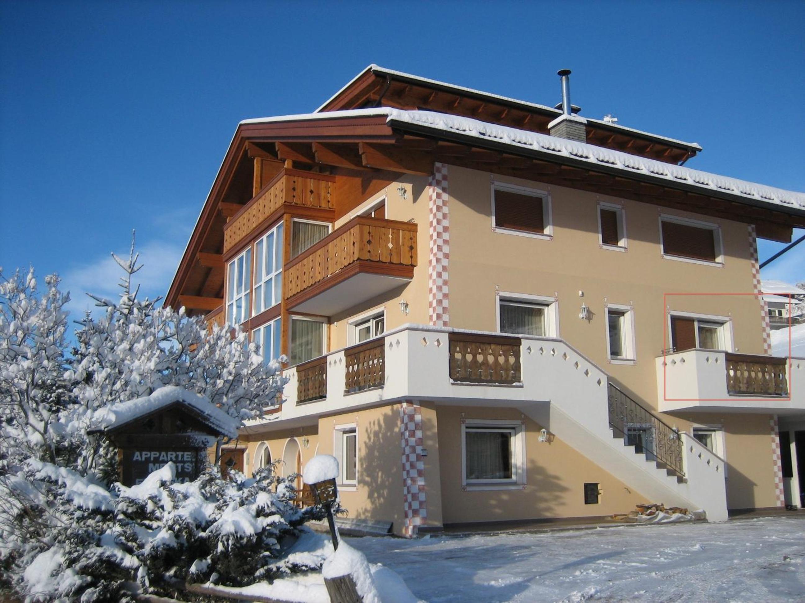 Apartments Etruska view 2