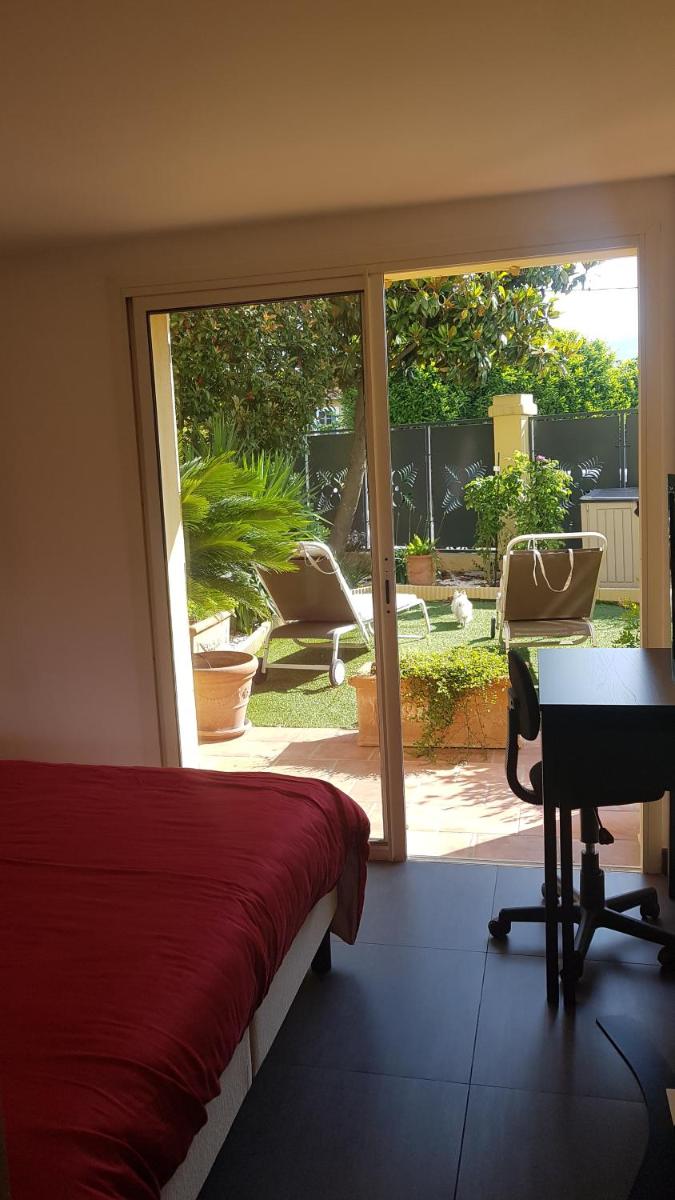 Chambre chez particulier pour homme ou couple view 2