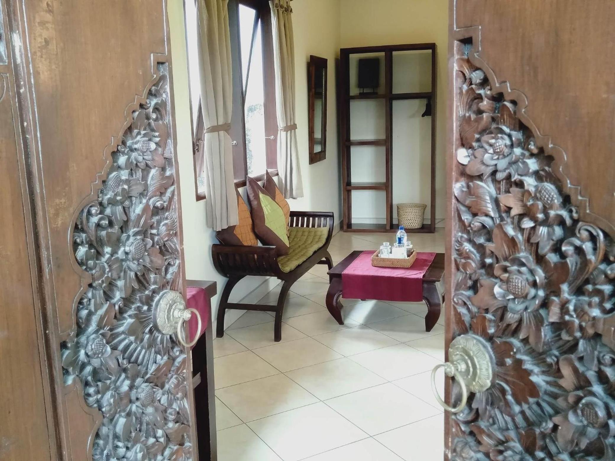 Prasanti Bed & Breakfast view 5