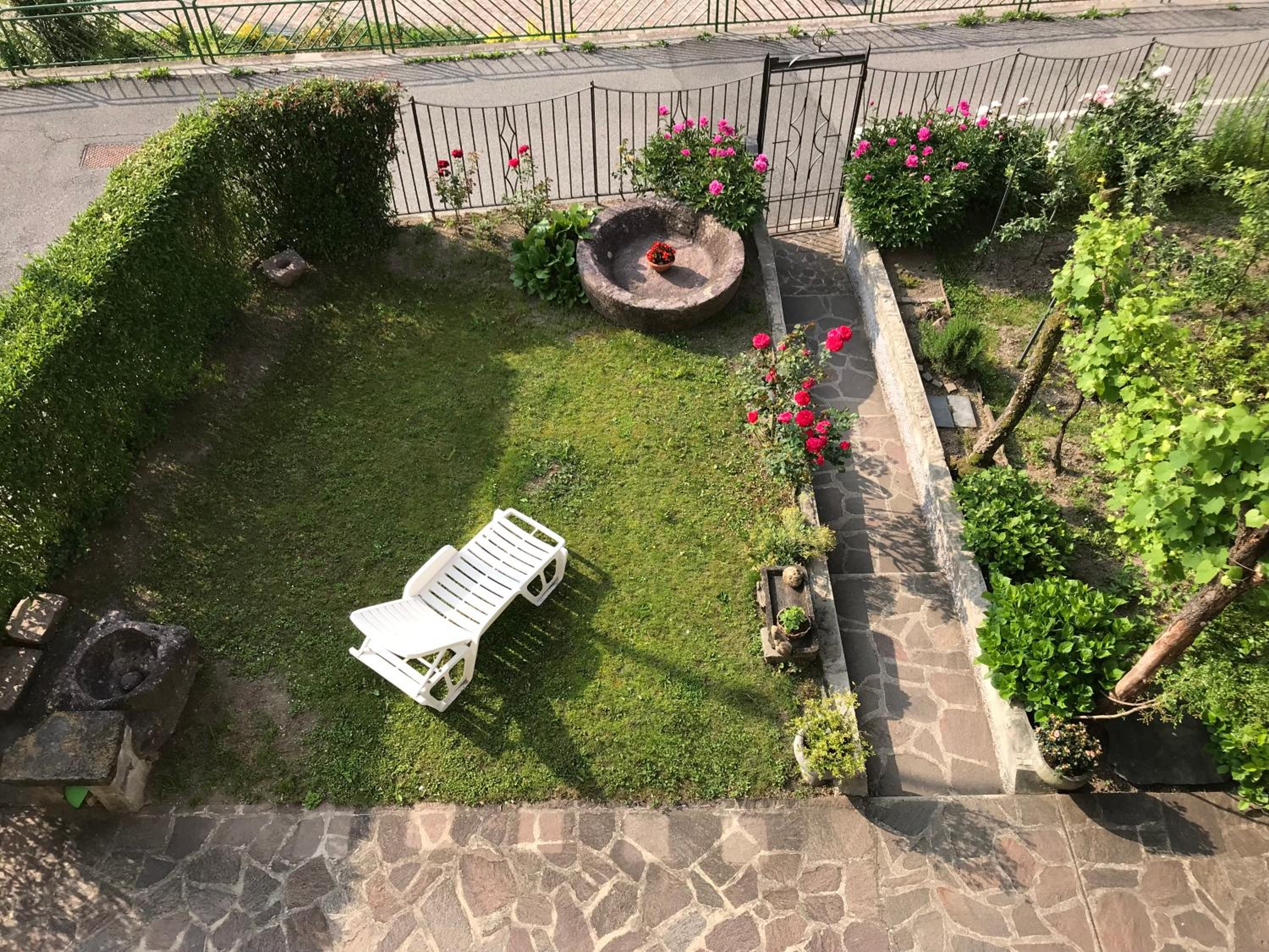 Photo 48