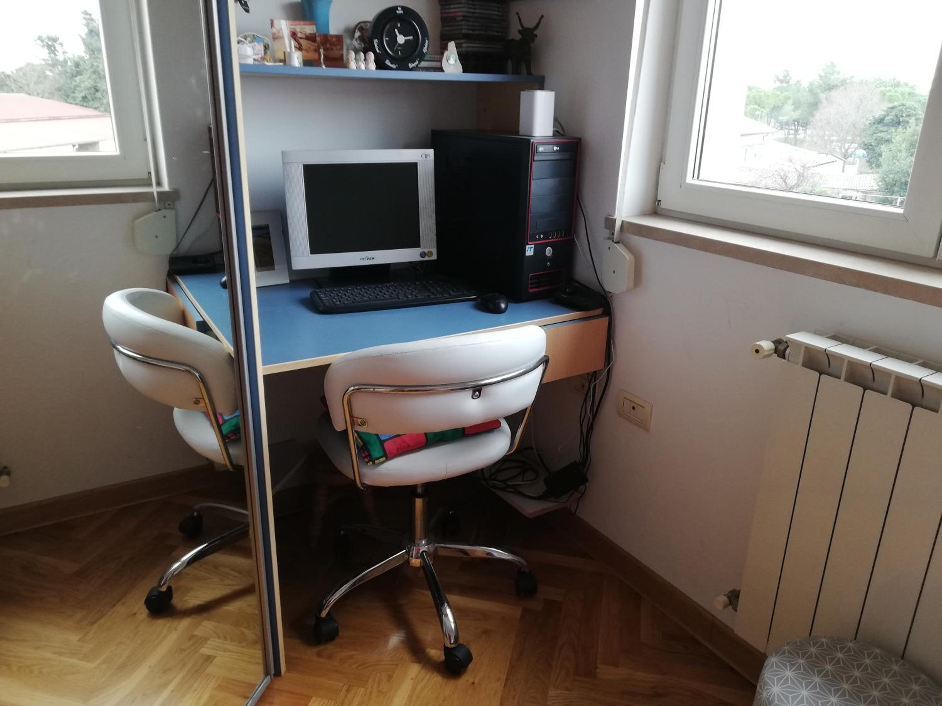 Photo 9