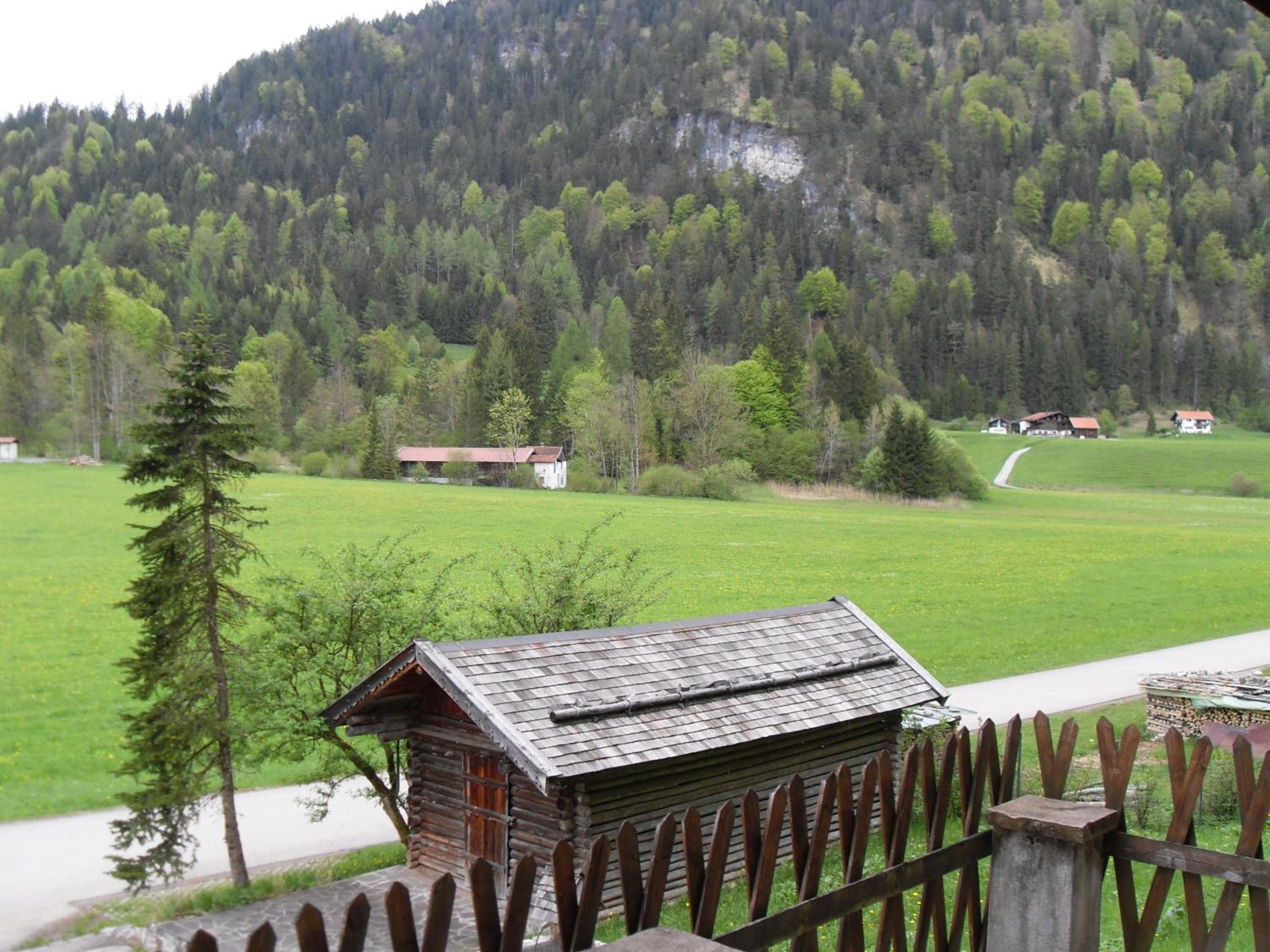 Gasthaus - Pension - Café Dörfl