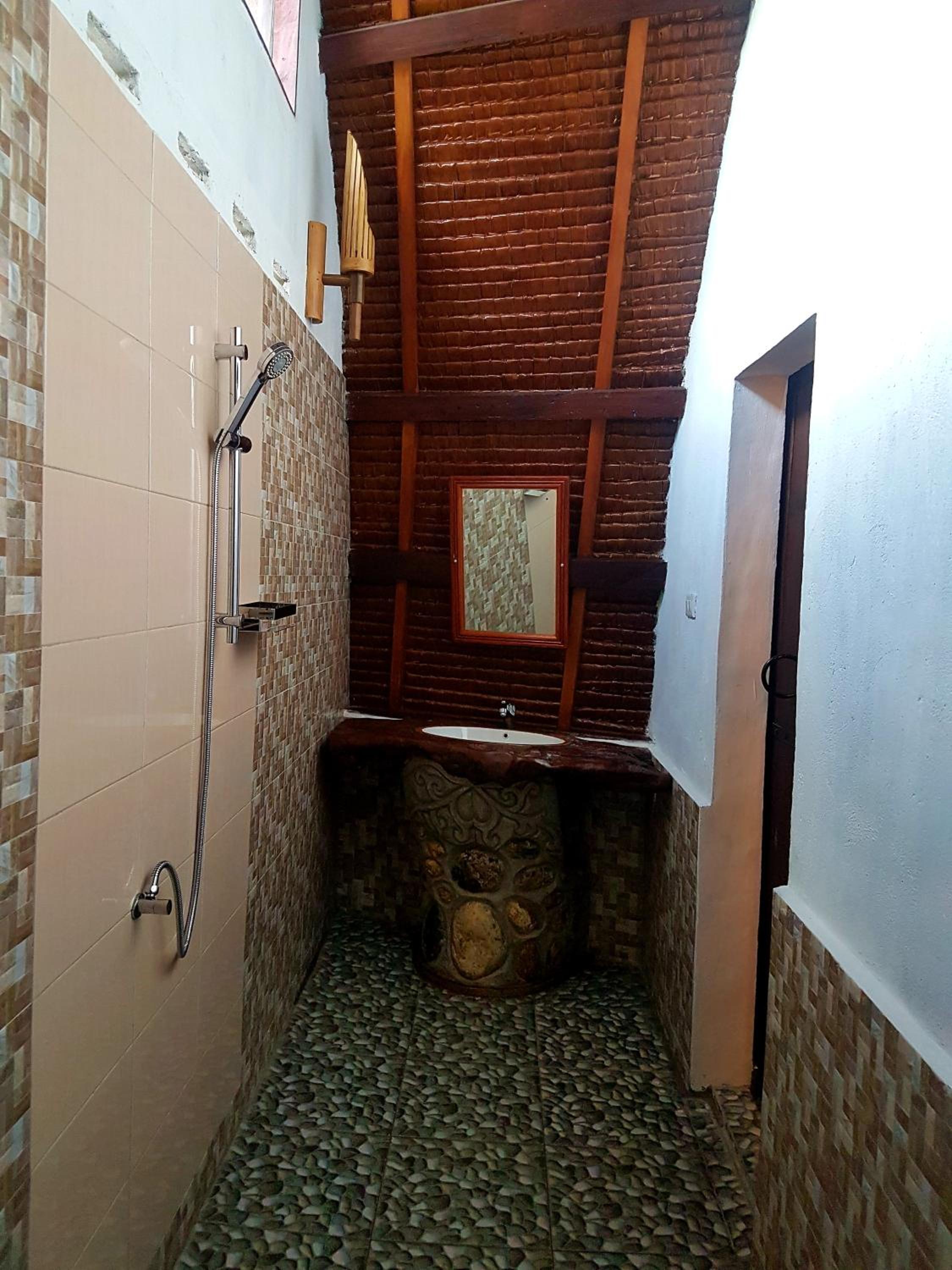 Photo 32