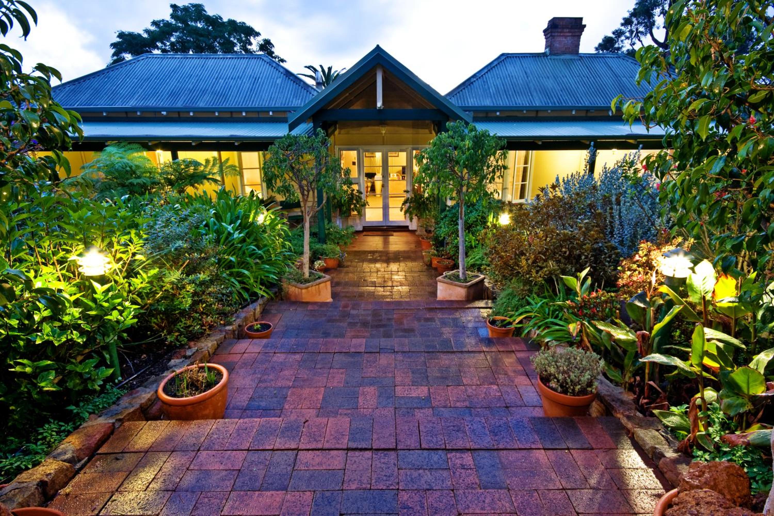 Hotel Margaret River Guest House - Image 1