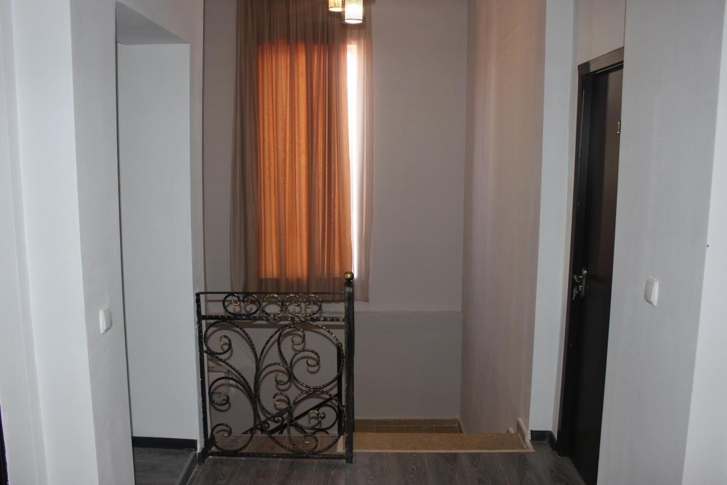 Zarzma view 3