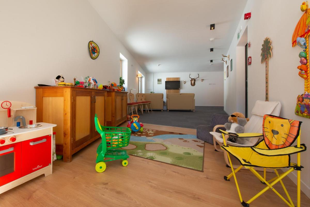children's play area