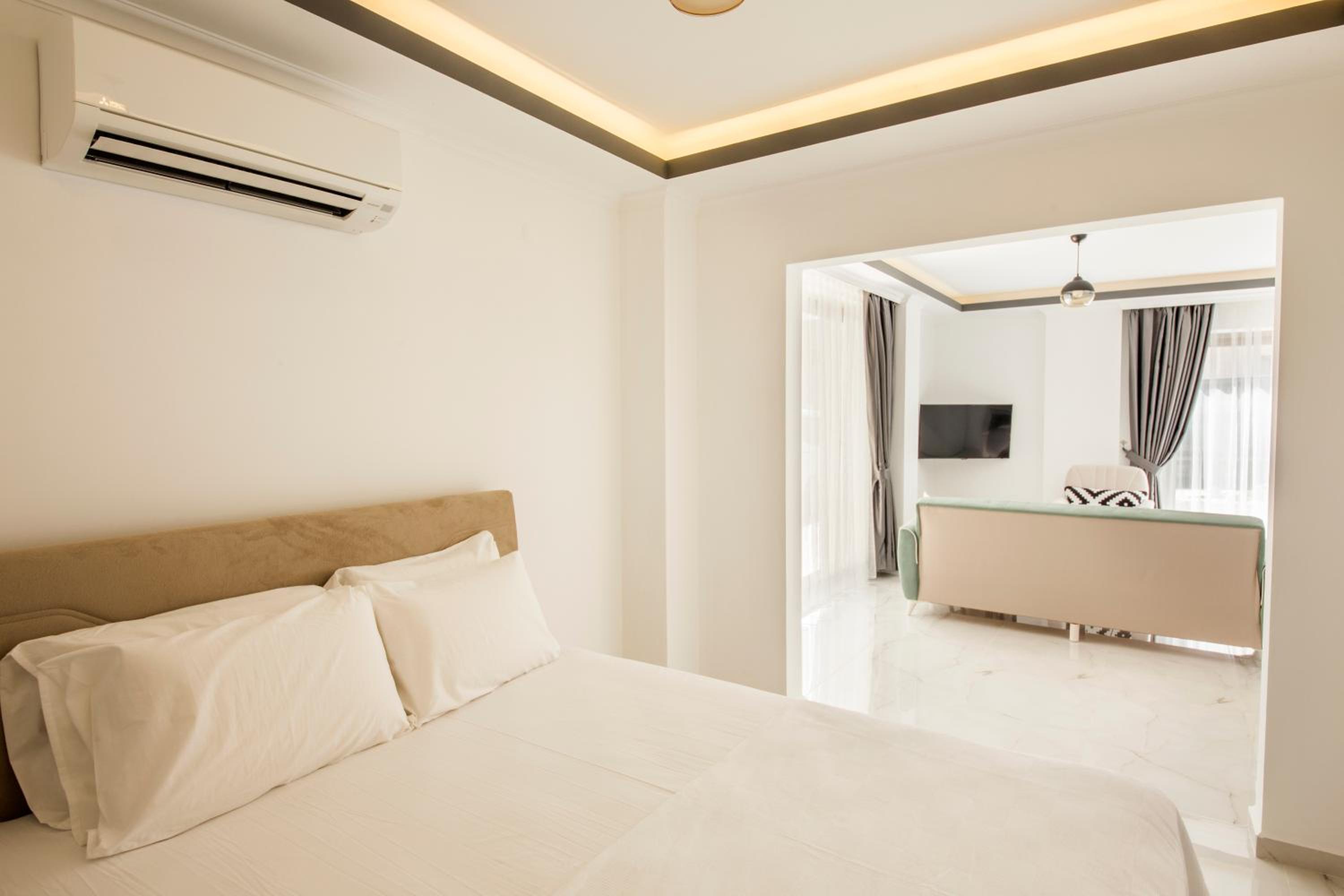 Cedrus Suites - Image 33