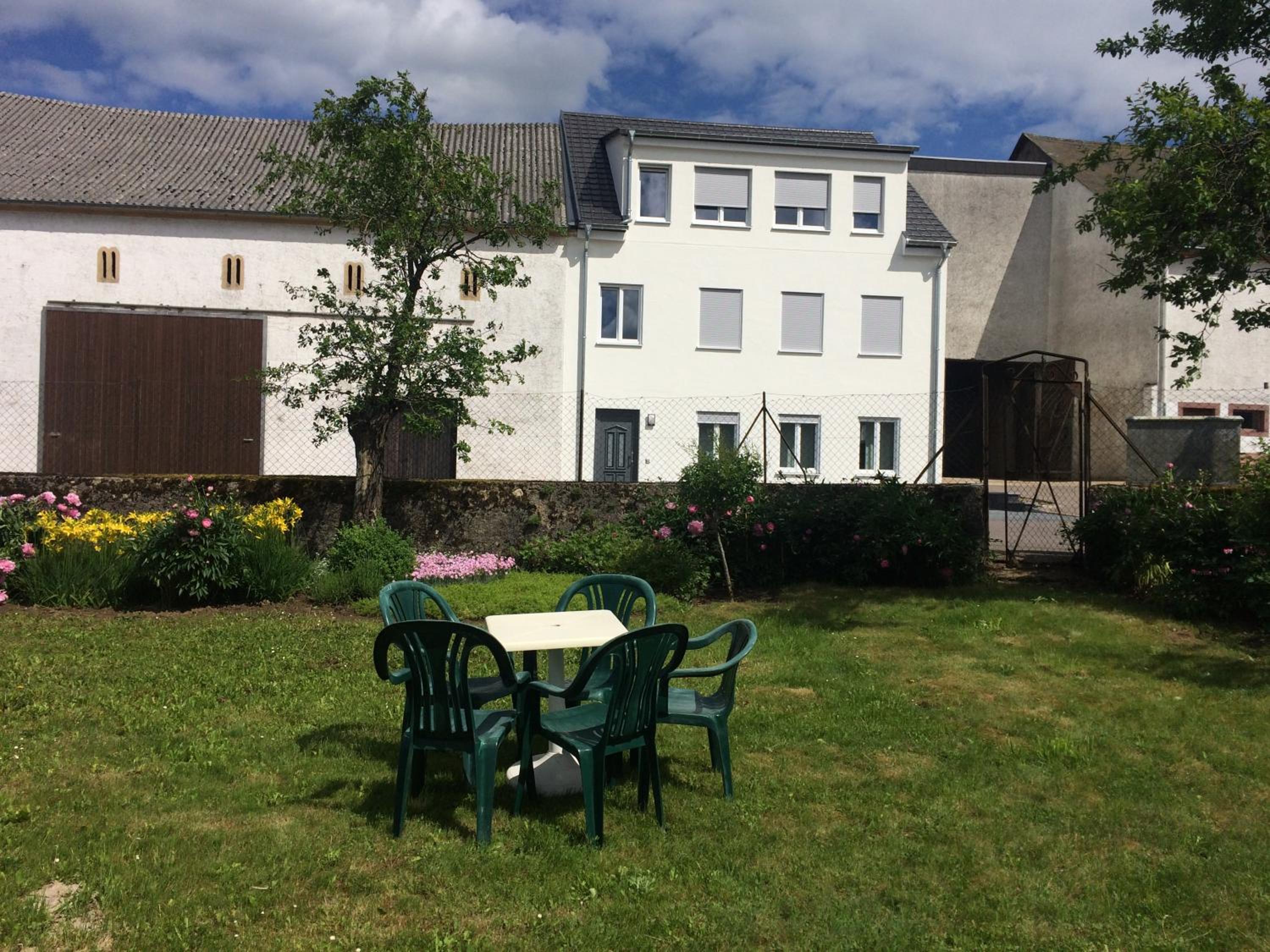 moderne Ferienwohnung in ruhiger Lage view 3