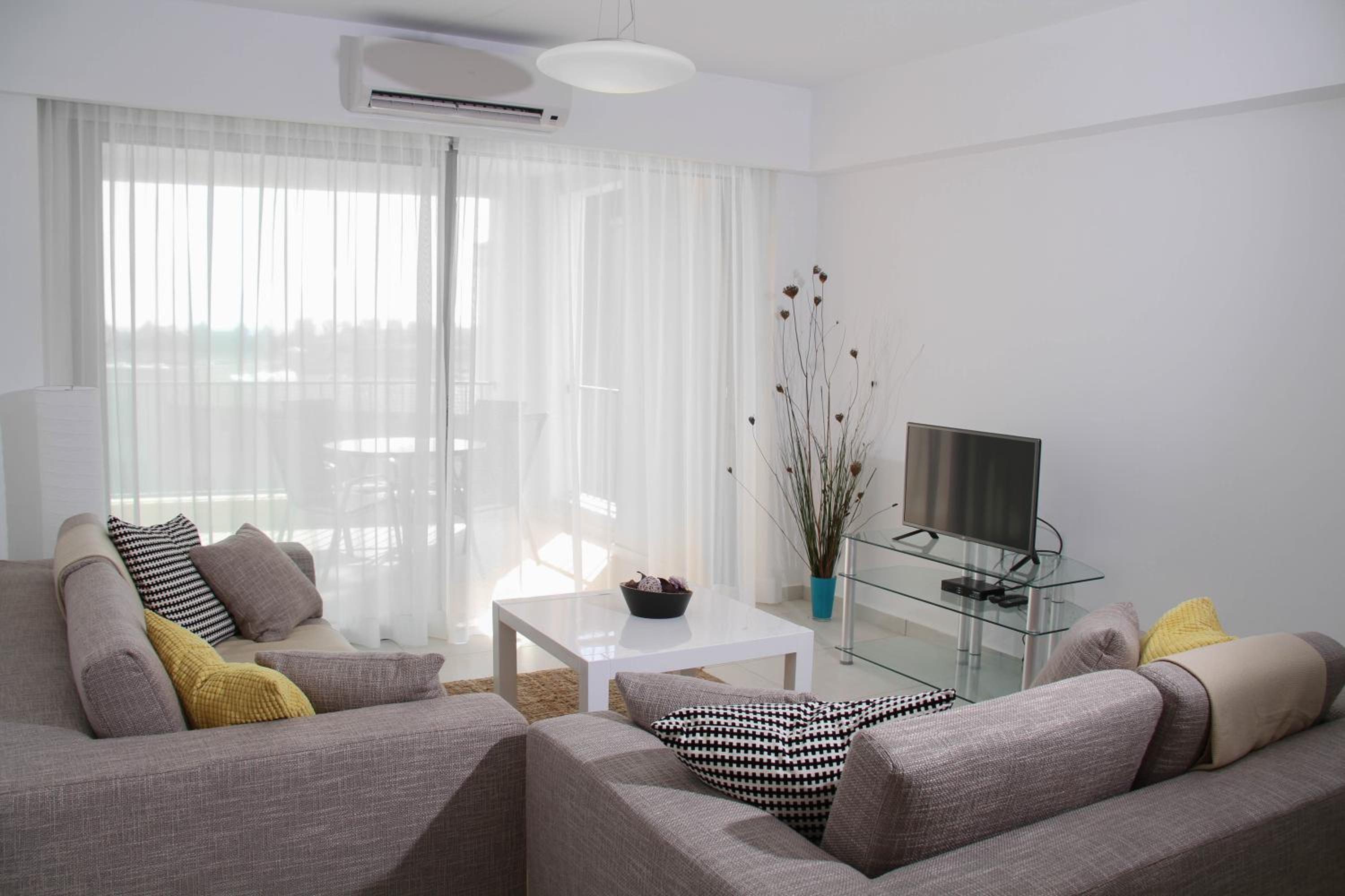 Lighthouse Getaway apartment
