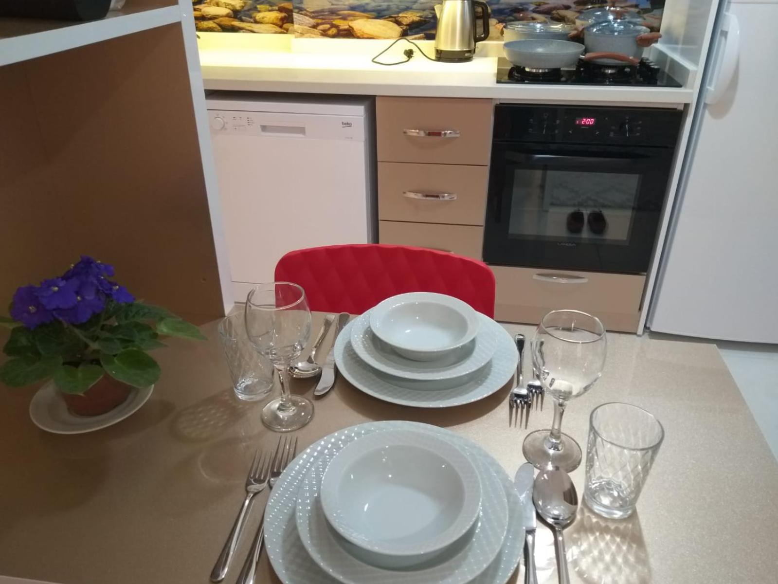 Sare Suites Downtown - Image 11