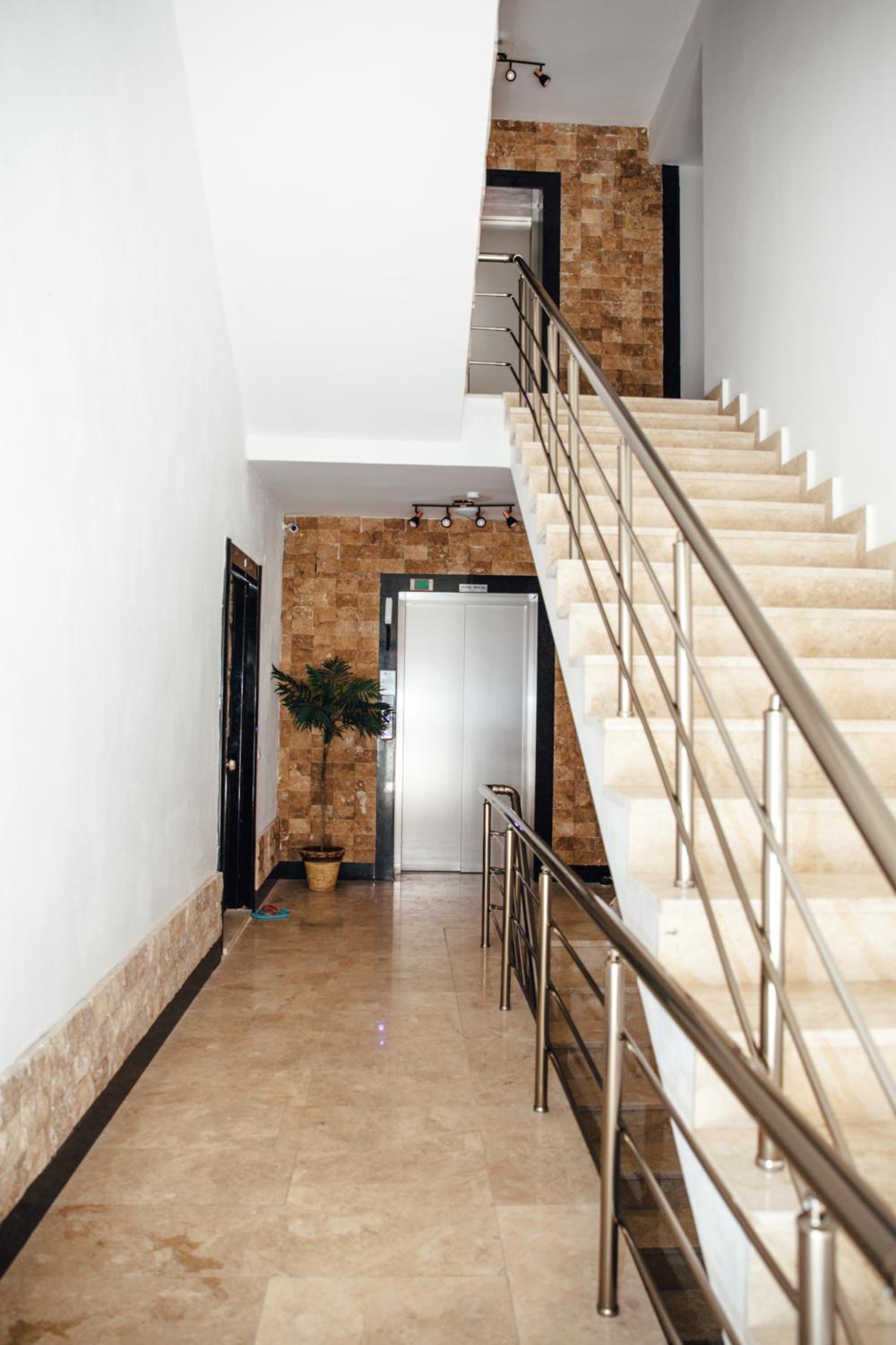 Sare Suites Downtown - Image 44