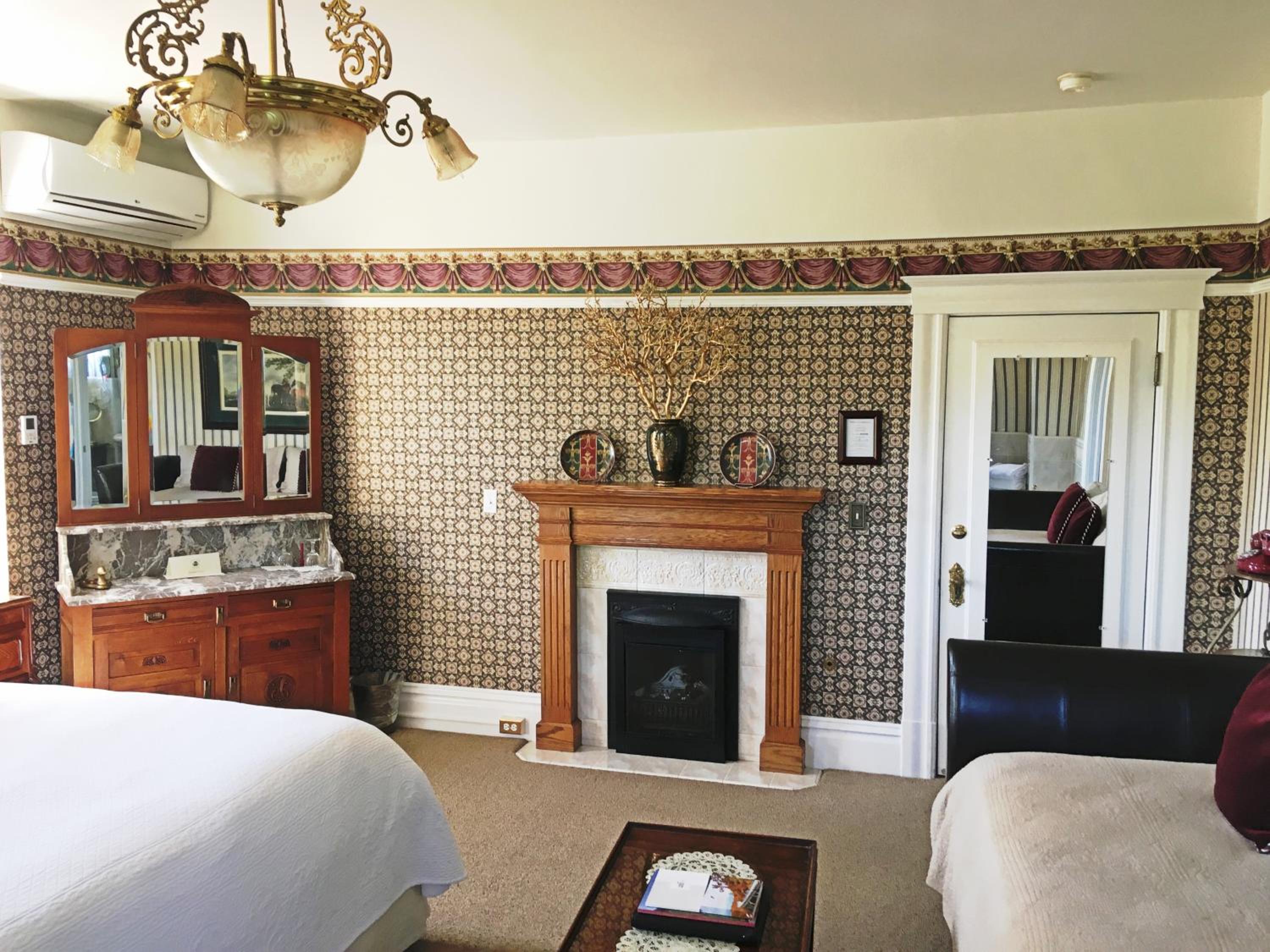 Churchill Manor view 5