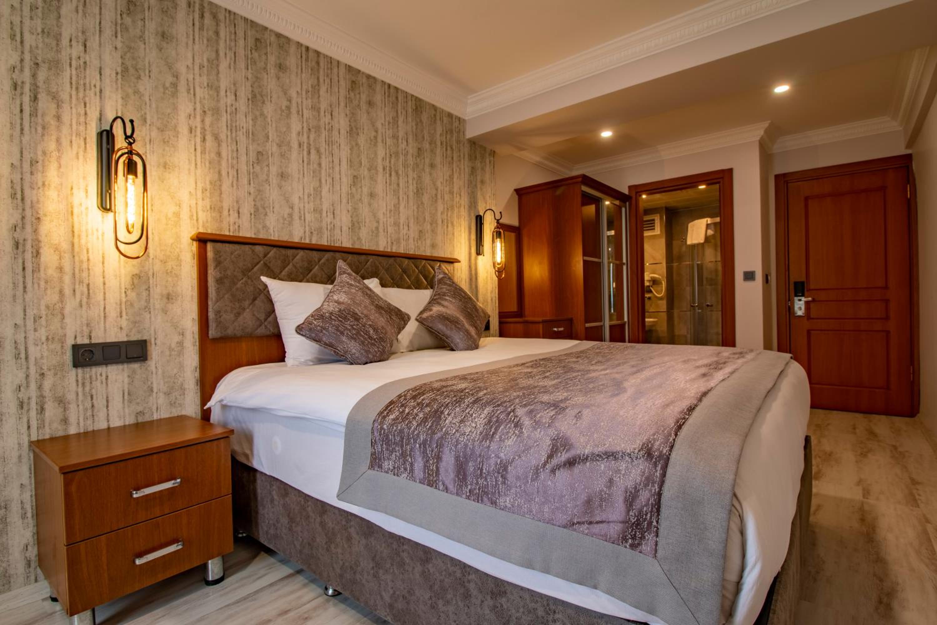 Avrasya Port Otel - Image 8