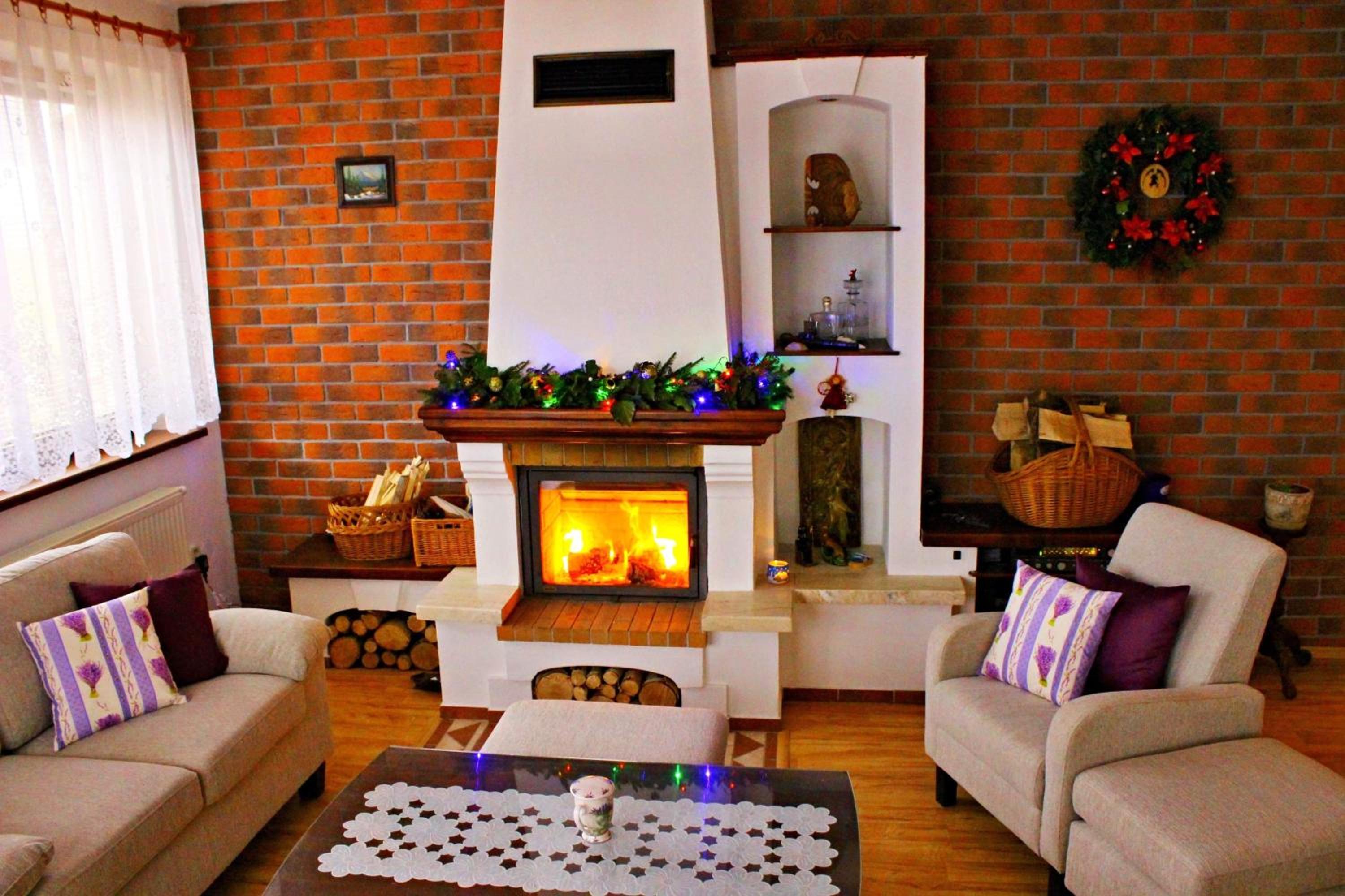 Clara Valis - Village House view 3