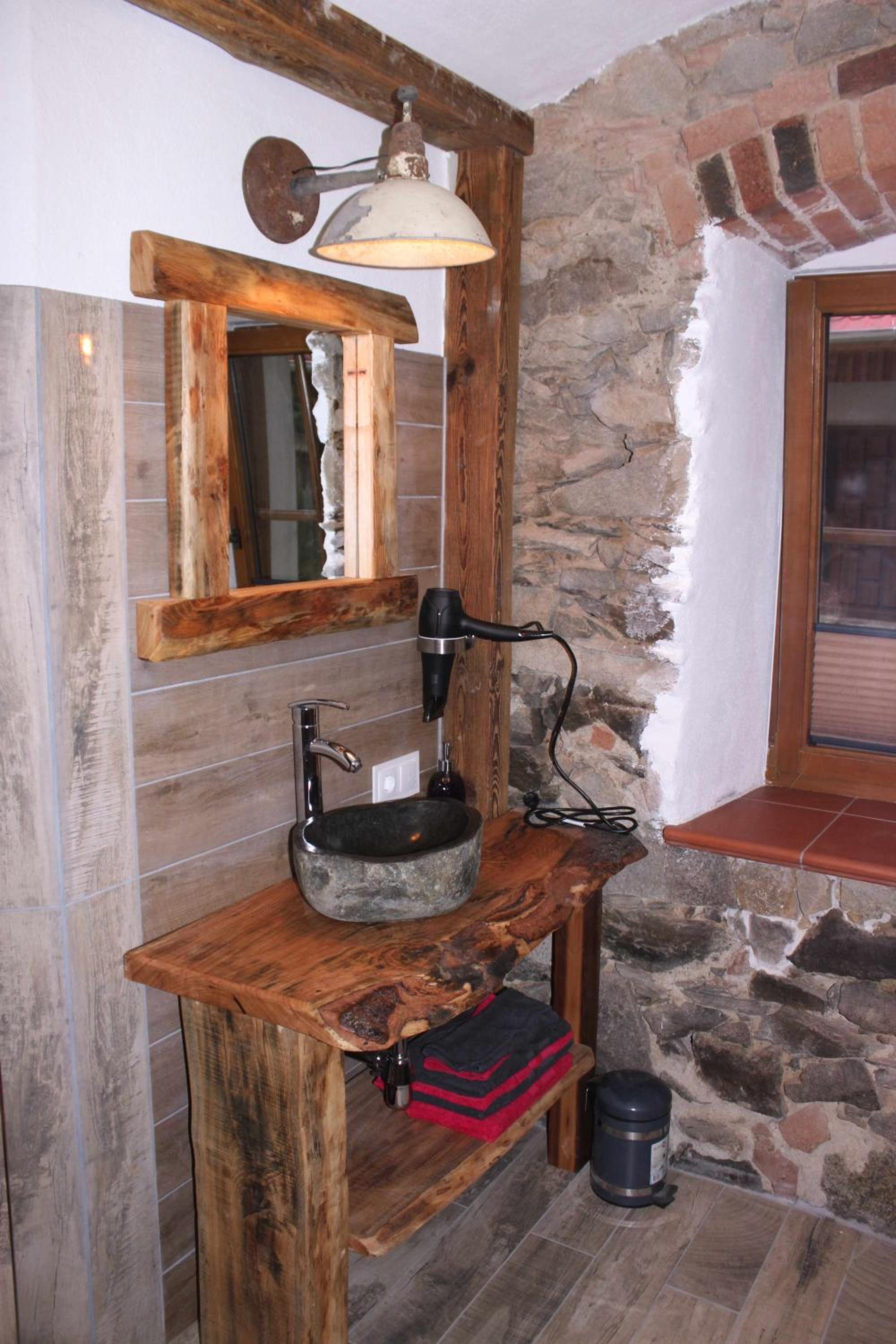Tiefala's Eck en Stubenberg — bathroom