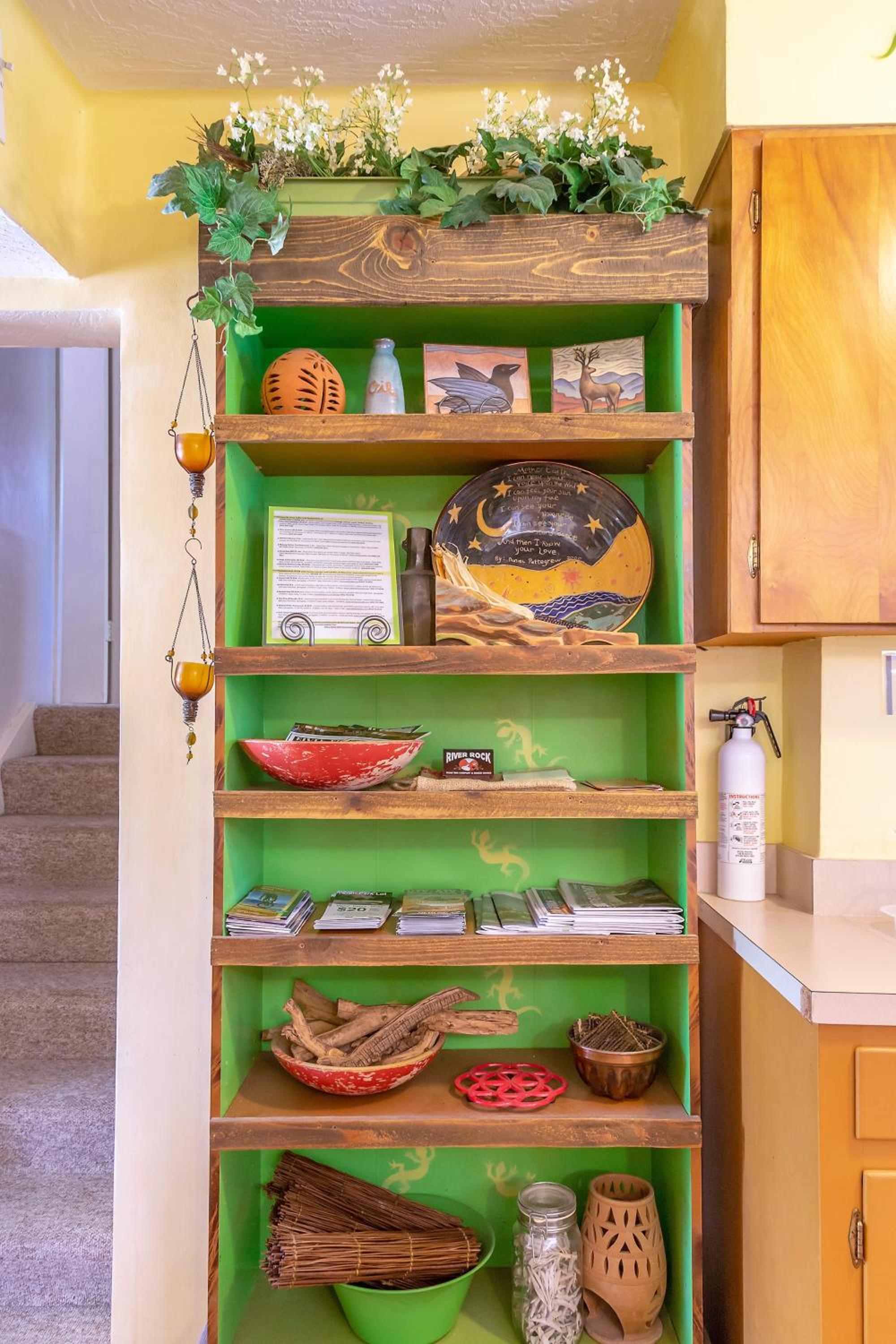 Bright & Sunny Home Near Zion view 4